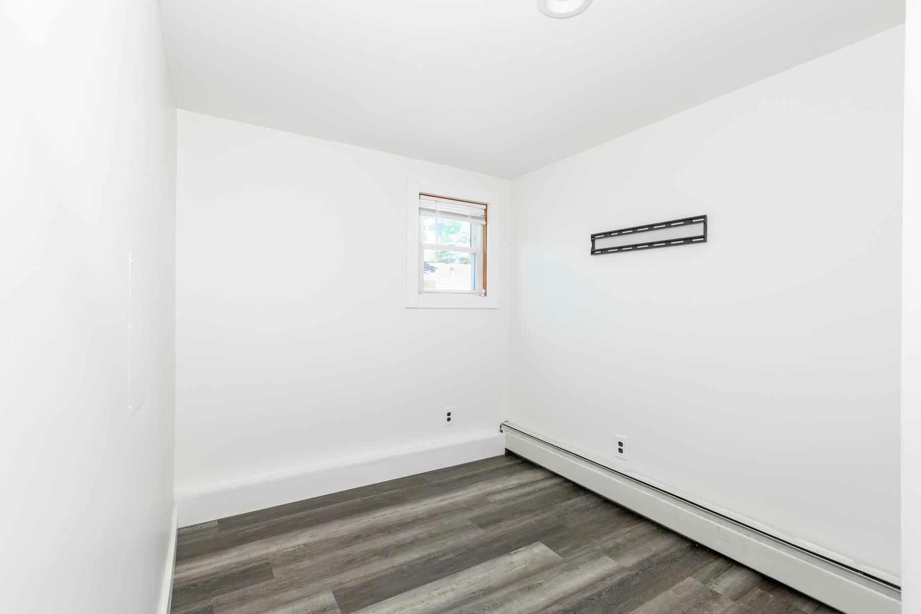 Single Family Grant  Suffolk County, NY 11717, MLS-879759-11