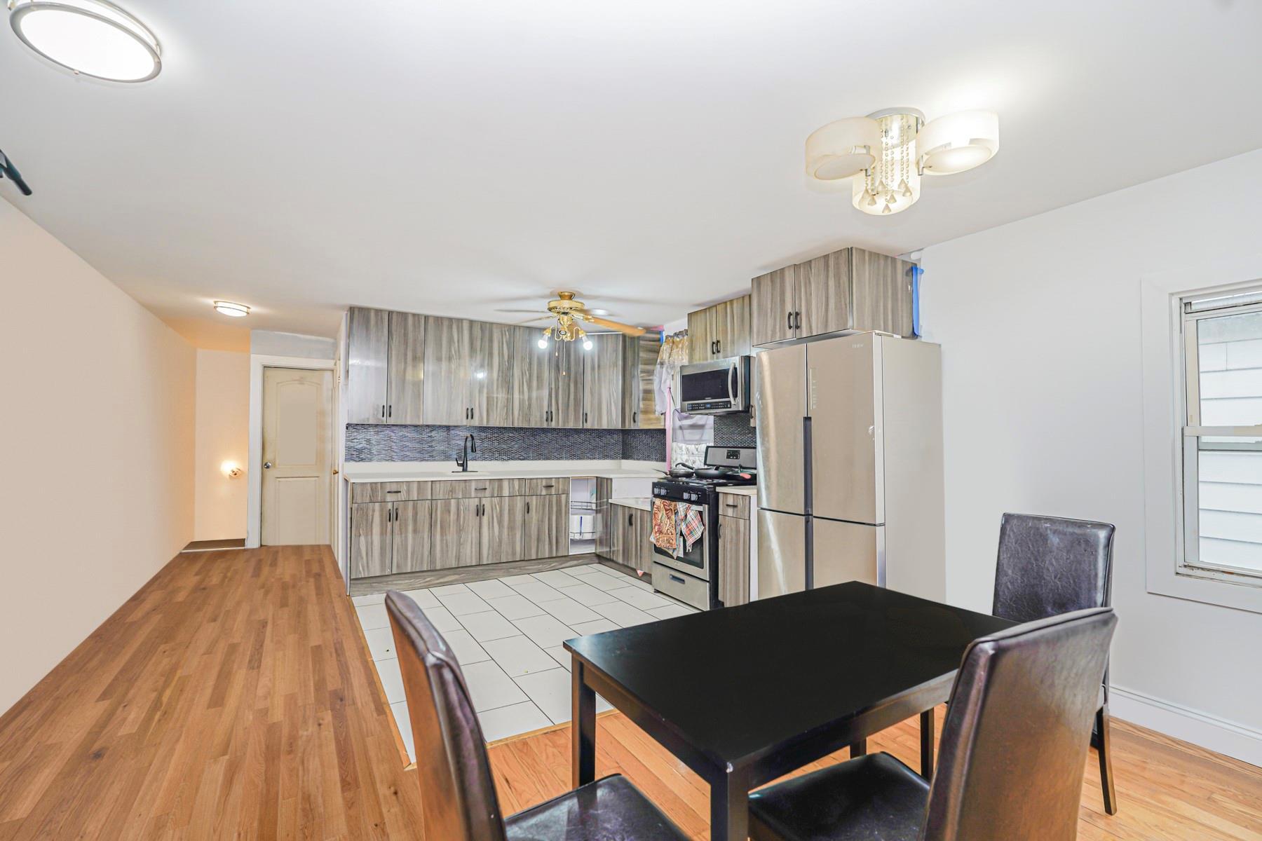 Single Family 39th  Brooklyn, NY 11203, MLS-879767-21