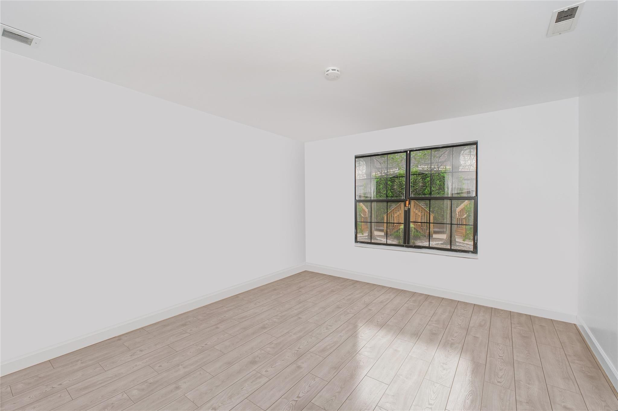 Single Family 39th  Brooklyn, NY 11203, MLS-879767-25