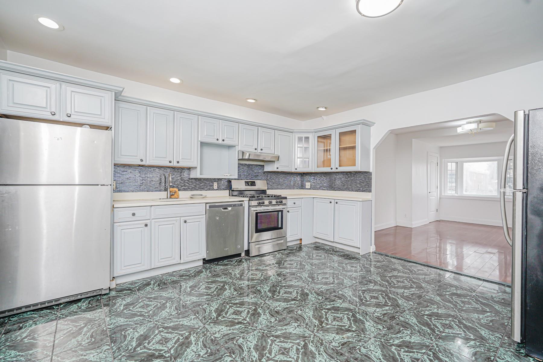 Single Family 39th  Brooklyn, NY 11203, MLS-879767-8