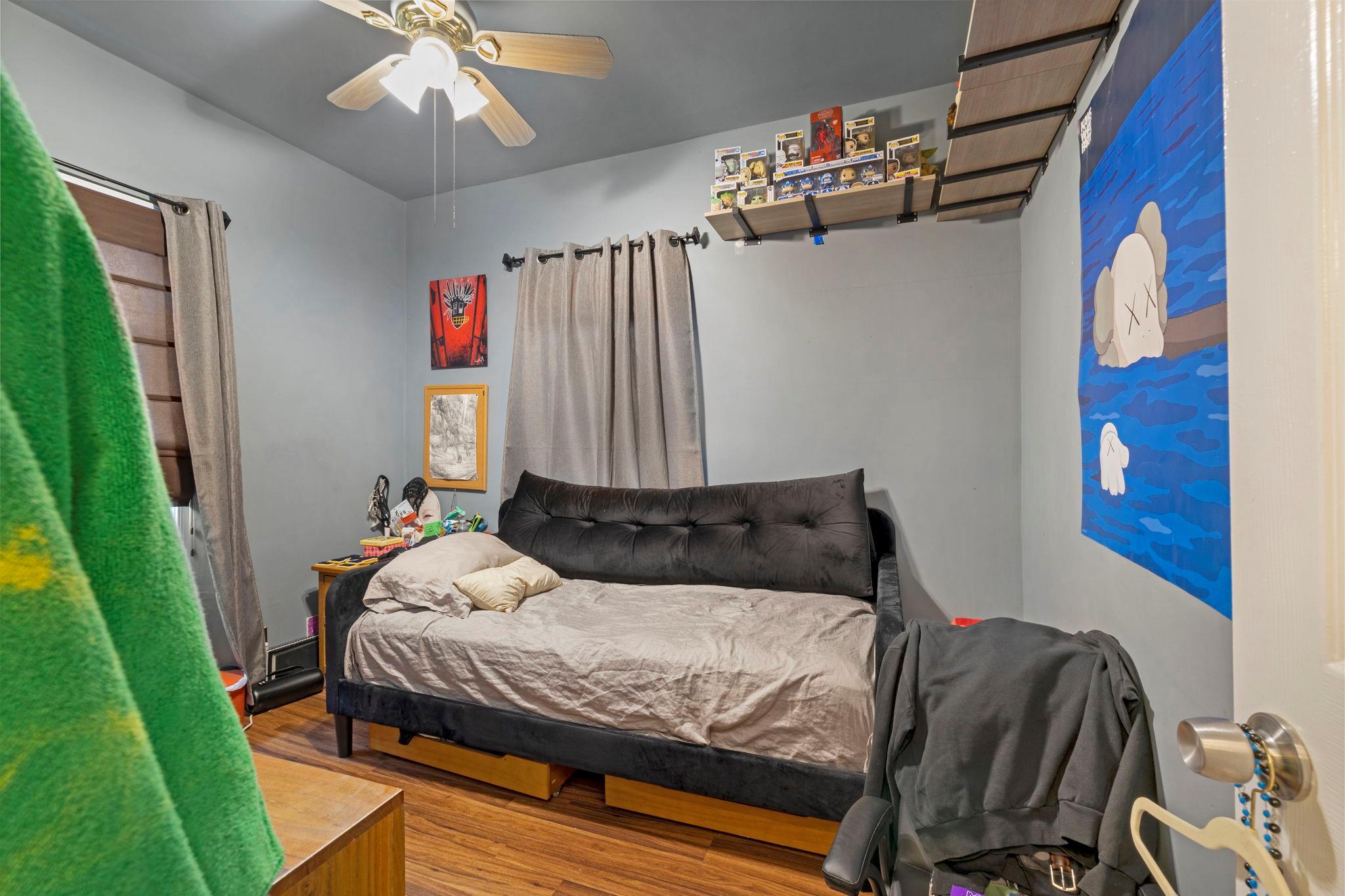 Single Family Coddington  Bronx, NY 10461, MLS-879823-17