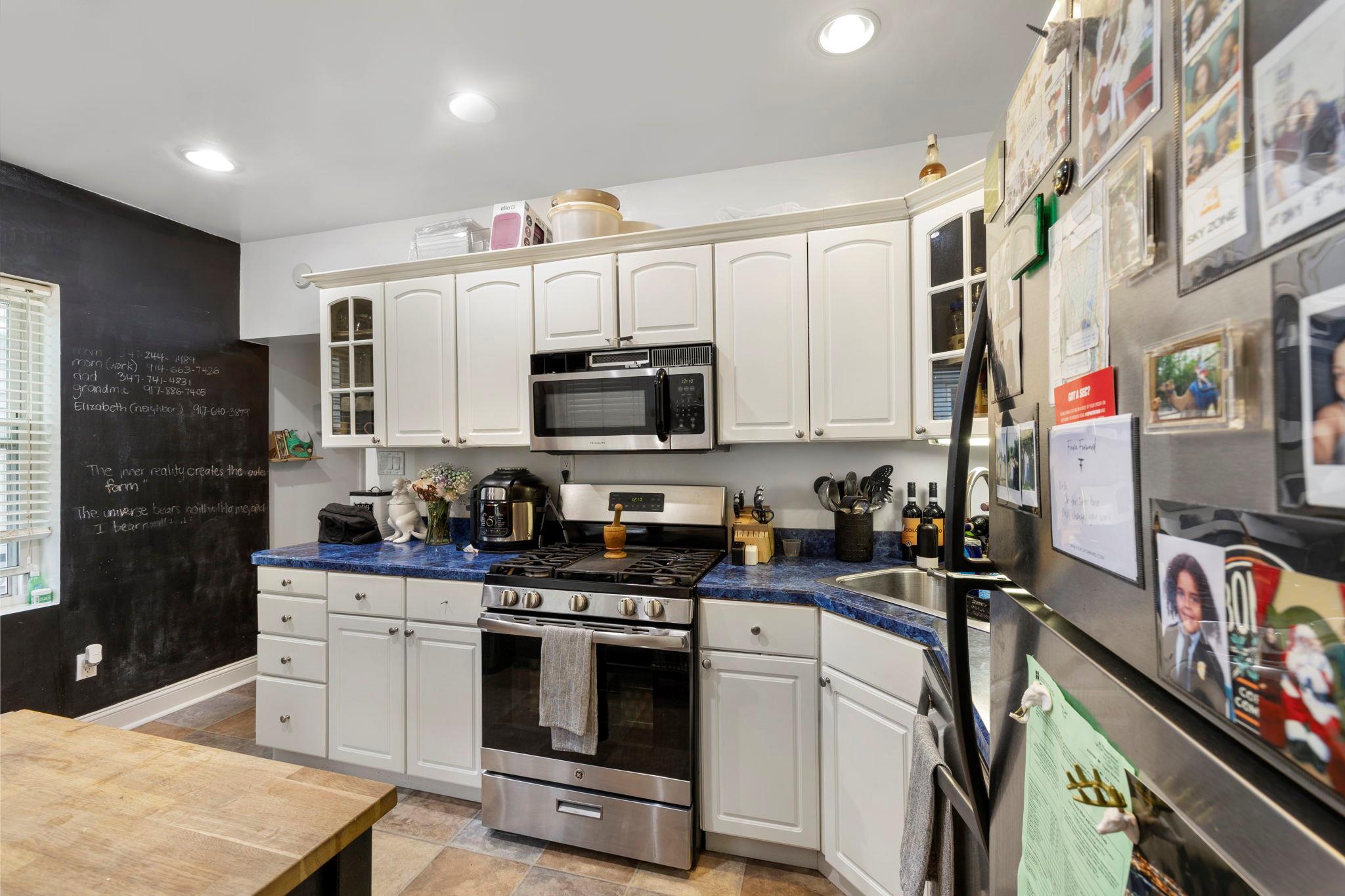 Single Family Coddington  Bronx, NY 10461, MLS-879823-8