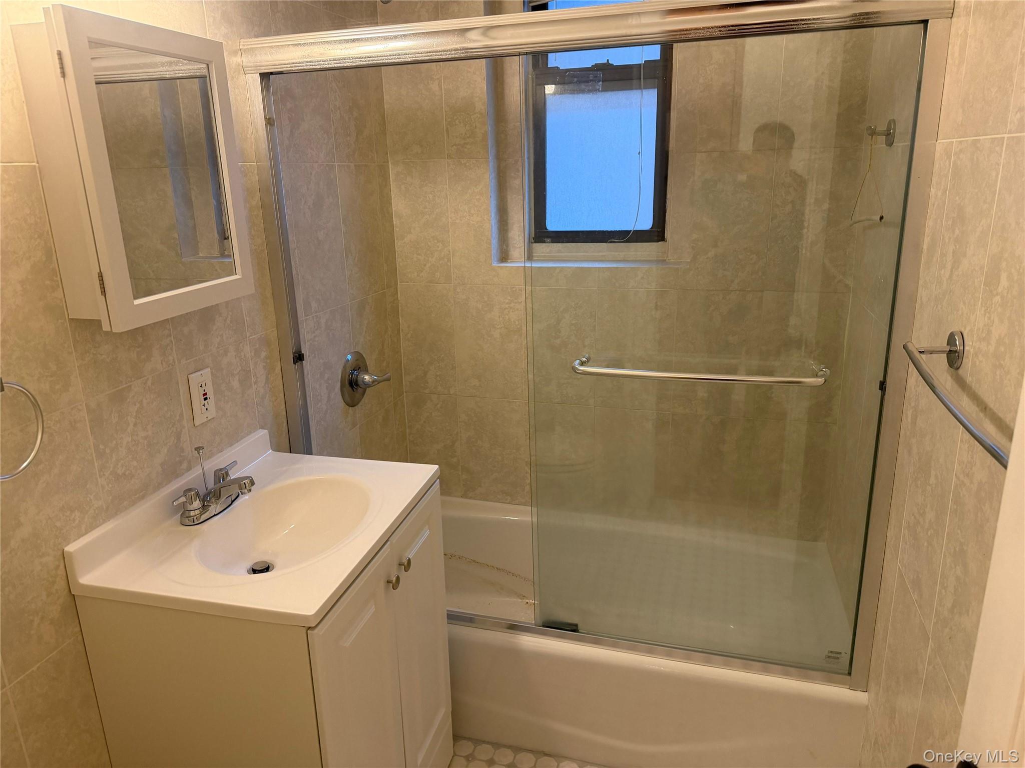 Coop Saunders Queens, NY 11374, MLS-879831-15