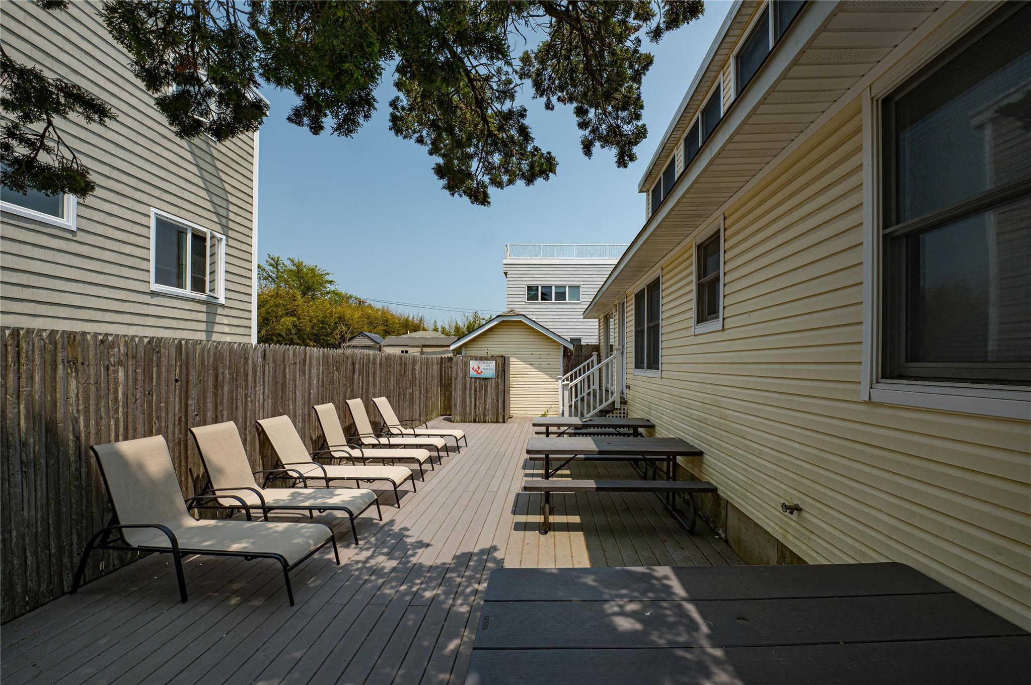 Single Family Oak Suffolk County, NY 11706, MLS-879837-18