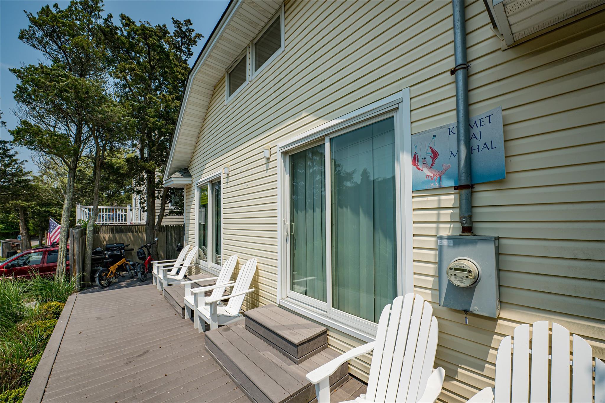 Single Family Oak Suffolk County, NY 11706, MLS-879837-20