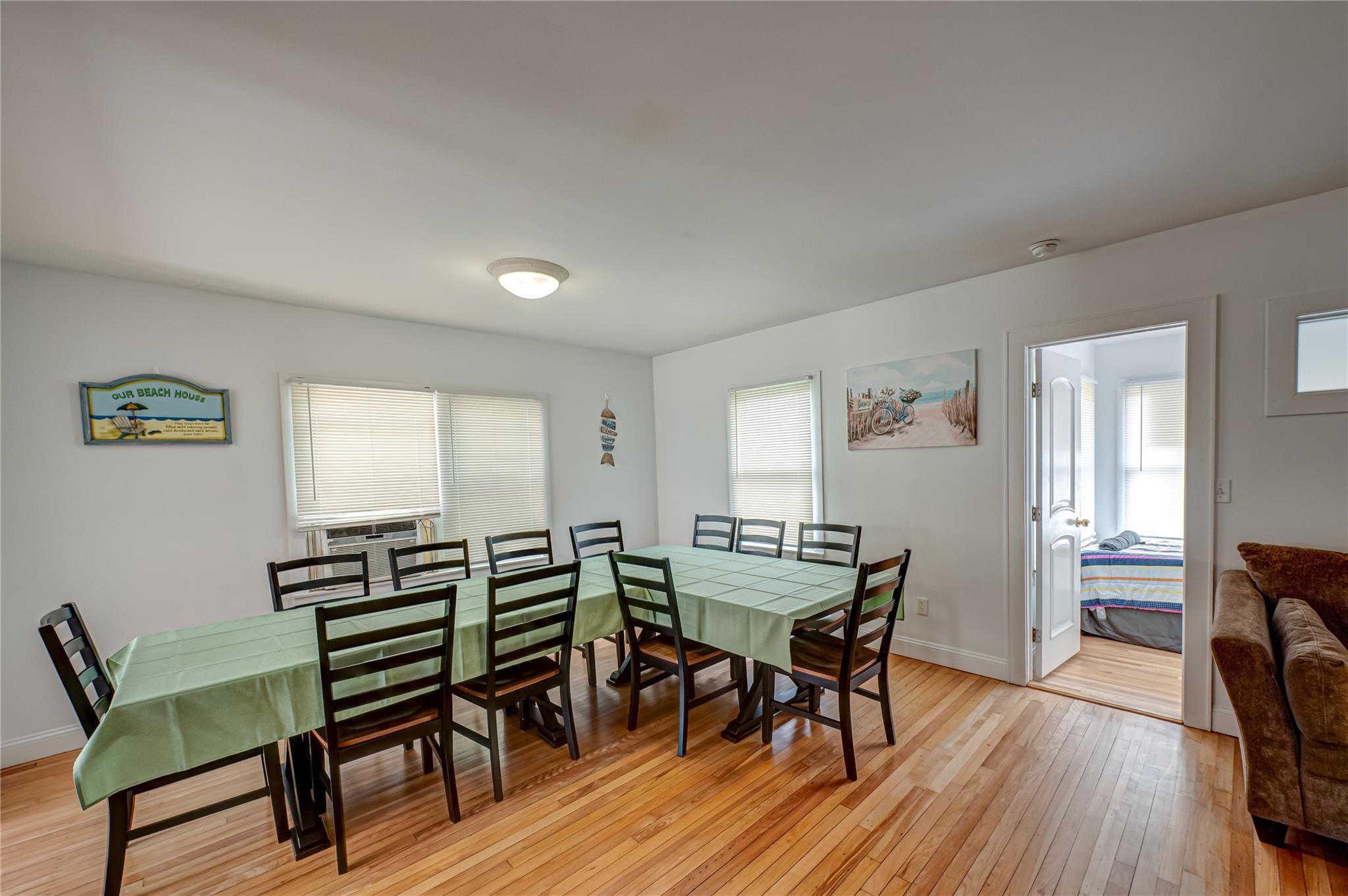 Single Family Oak Suffolk County, NY 11706, MLS-879837-4