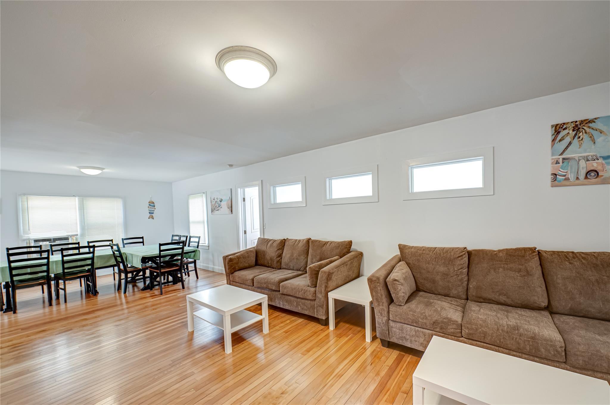 Single Family Oak Suffolk County, NY 11706, MLS-879837-5