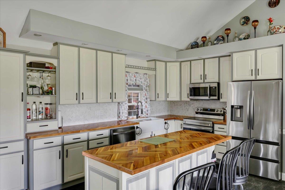 Single Family State Route 5s  Out Of Area, NY 13339, MLS-879847-10