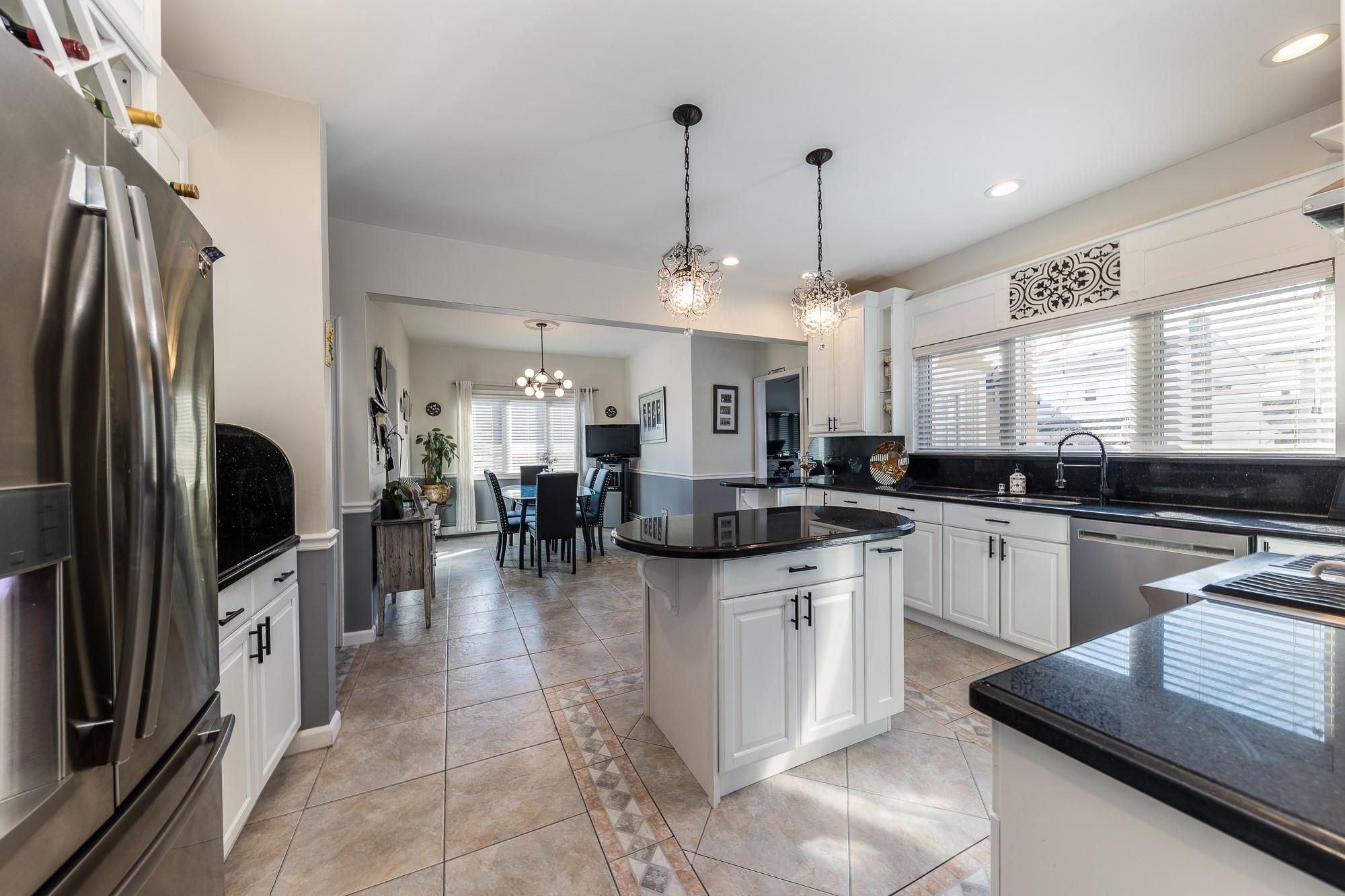 Single Family Davison  Nassau County, NY 11572, MLS-879869-3