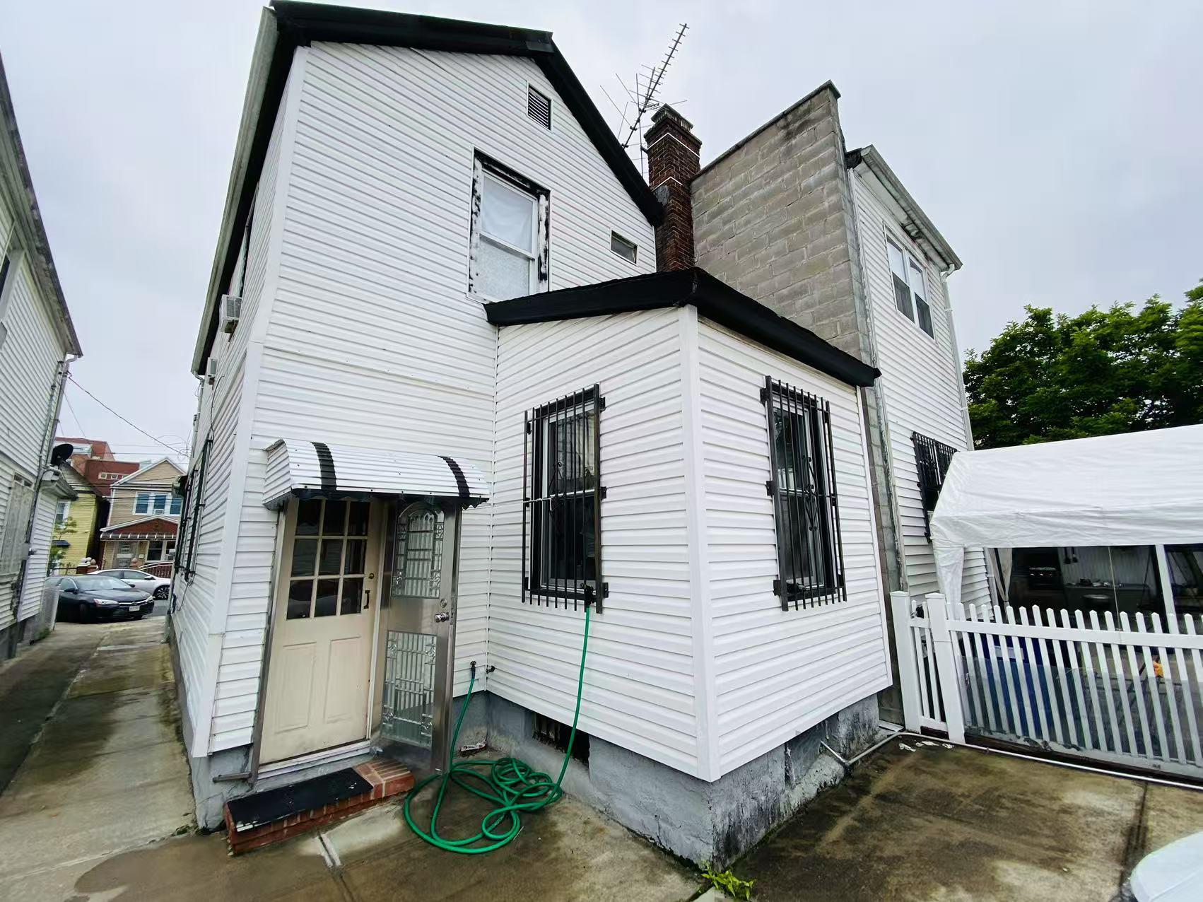 Single Family 126  Queens, NY 11419, MLS-879887-18