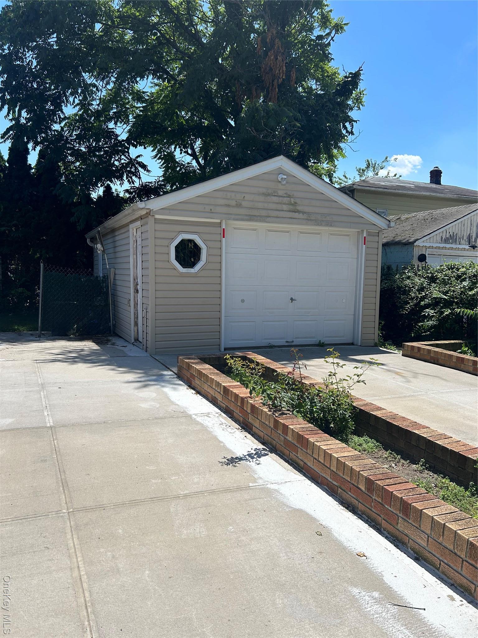 Single Family Claridge  Nassau County, NY 11003, MLS-879888-2