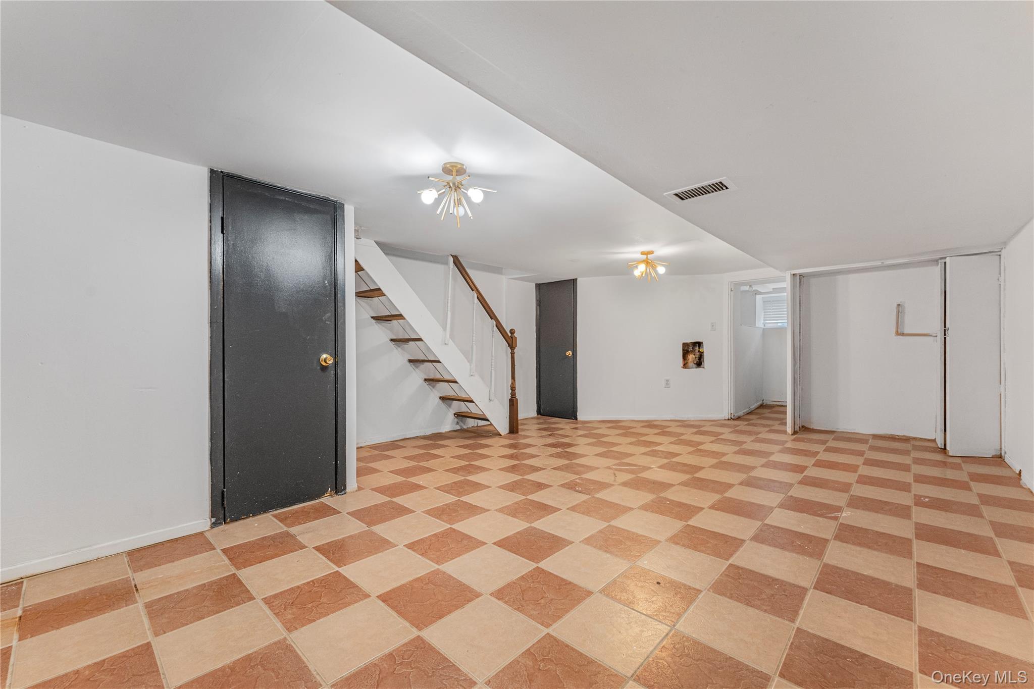 Single Family 122nd Queens, NY 11415, MLS-879889-12