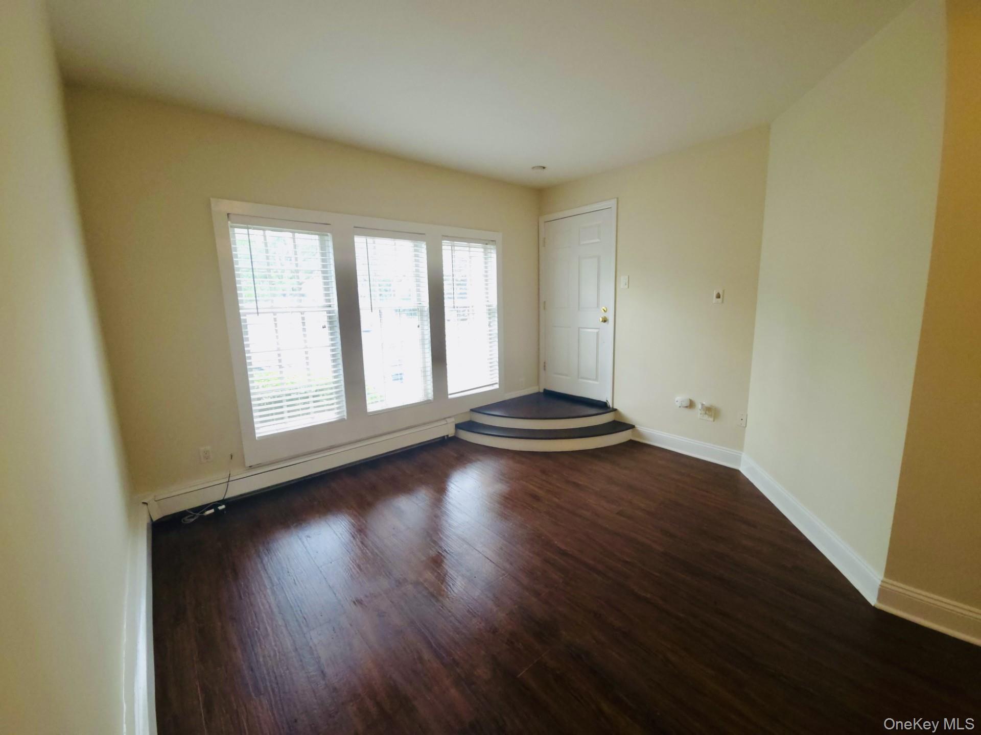 Single Family 1st  Nassau County, NY 11040, MLS-879891-5