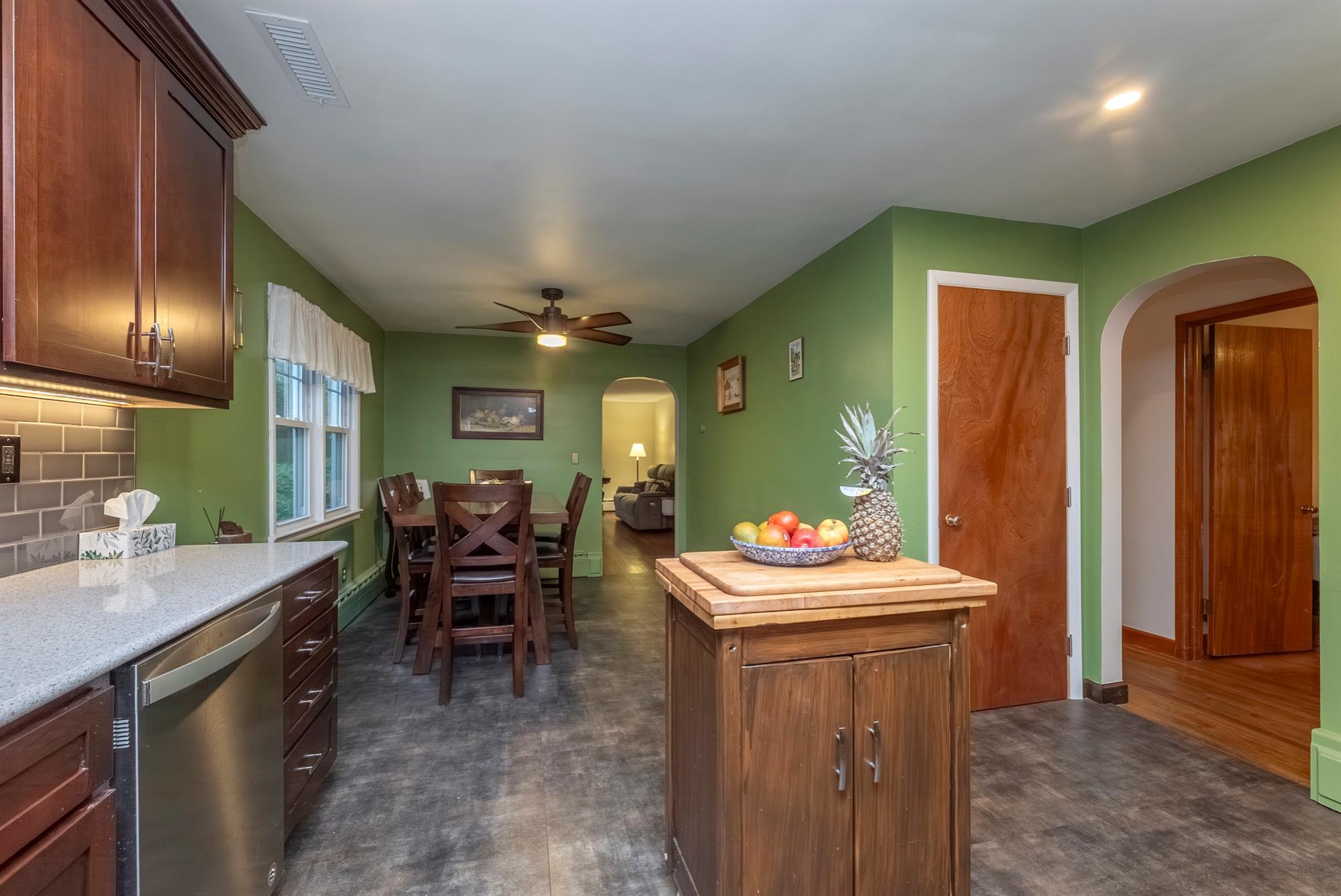 Single Family Decker  Ulster County, NY 12401, MLS-879915-17