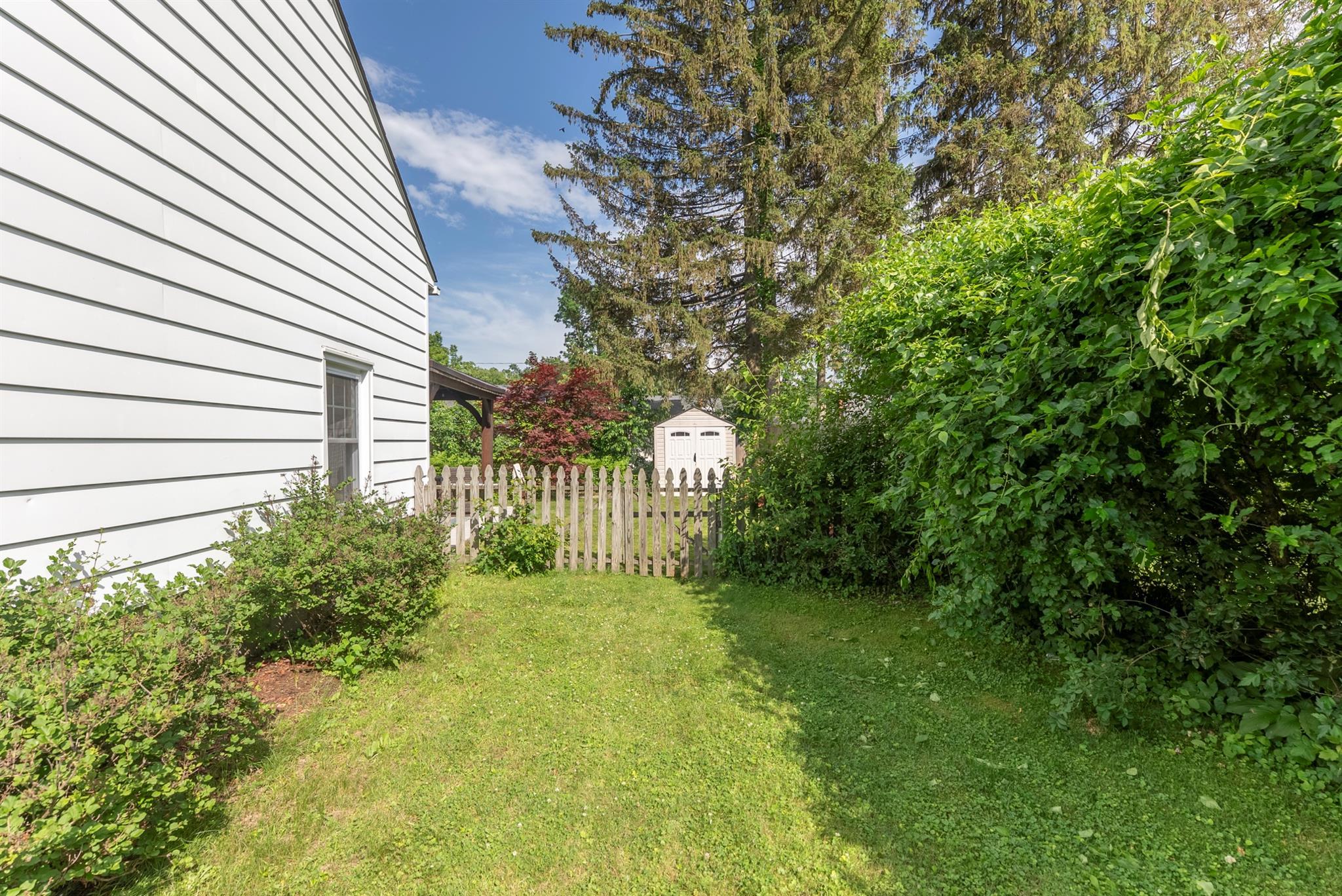 Single Family Decker  Ulster County, NY 12401, MLS-879915-31