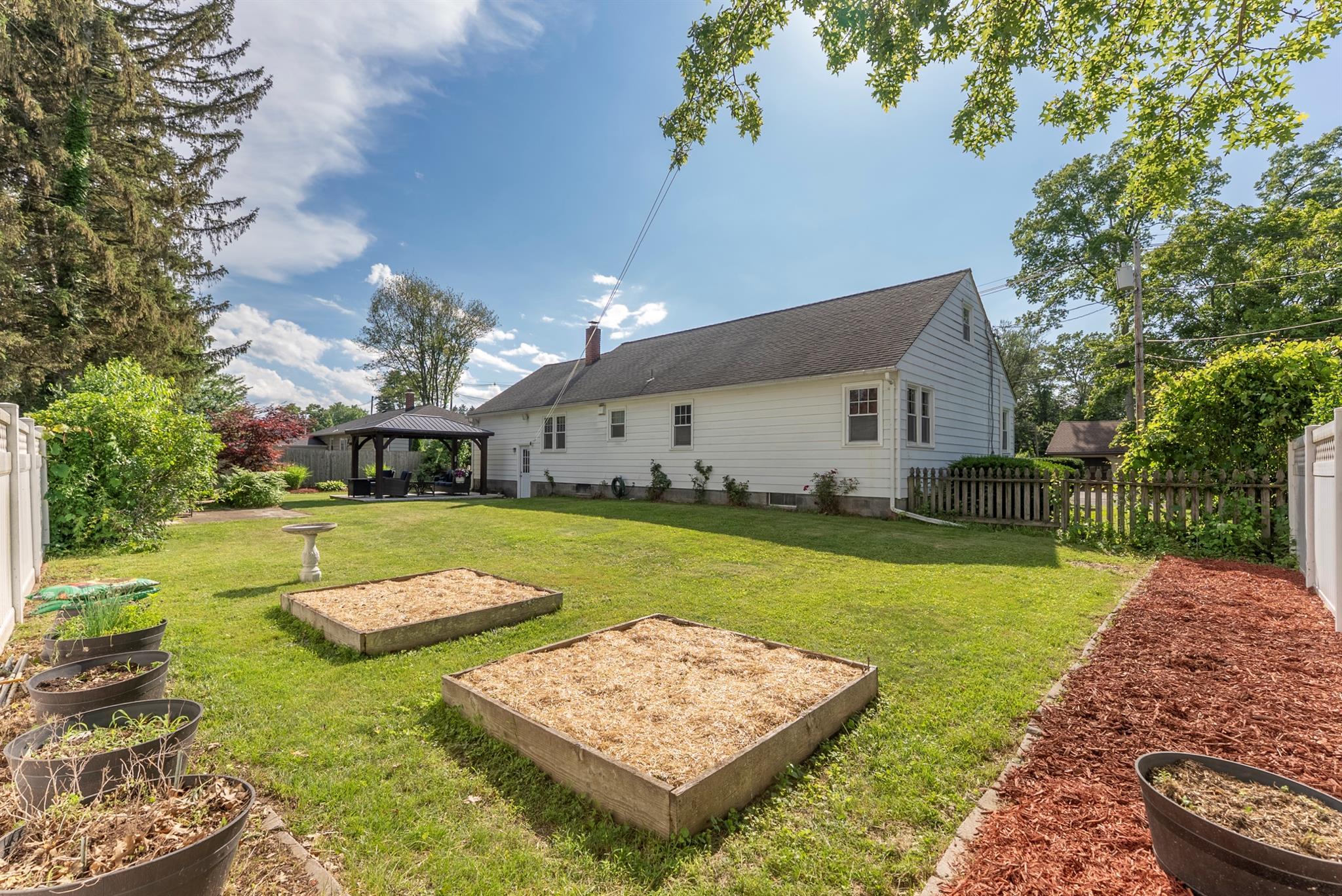 Single Family Decker  Ulster County, NY 12401, MLS-879915-38