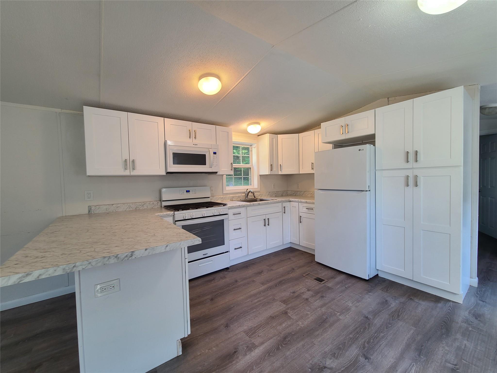 Single Family New Turnpike  Sullivan County, NY 12726, MLS-879948-8