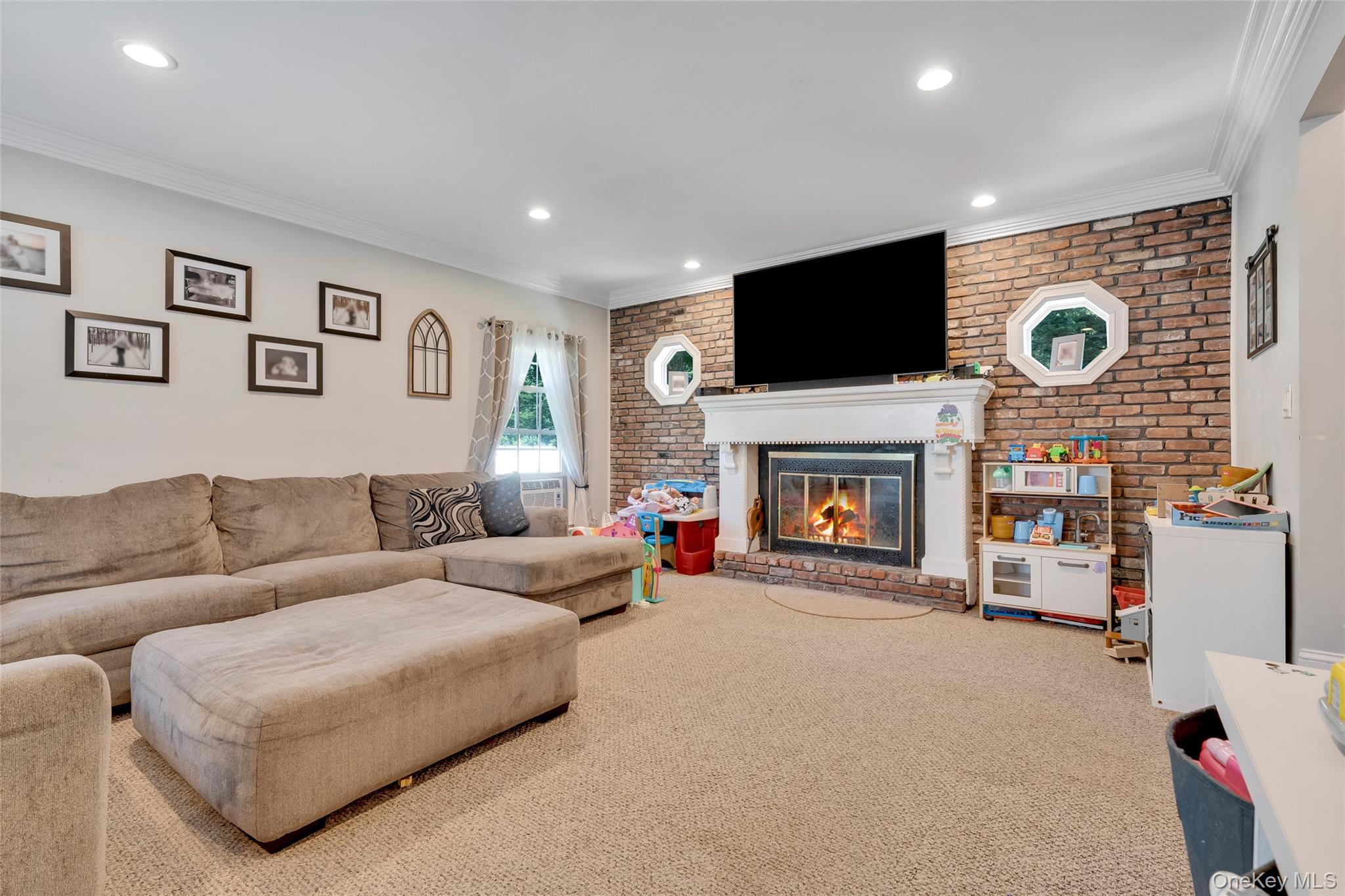 Single Family Fox  Suffolk County, NY 11953, MLS-879964-13