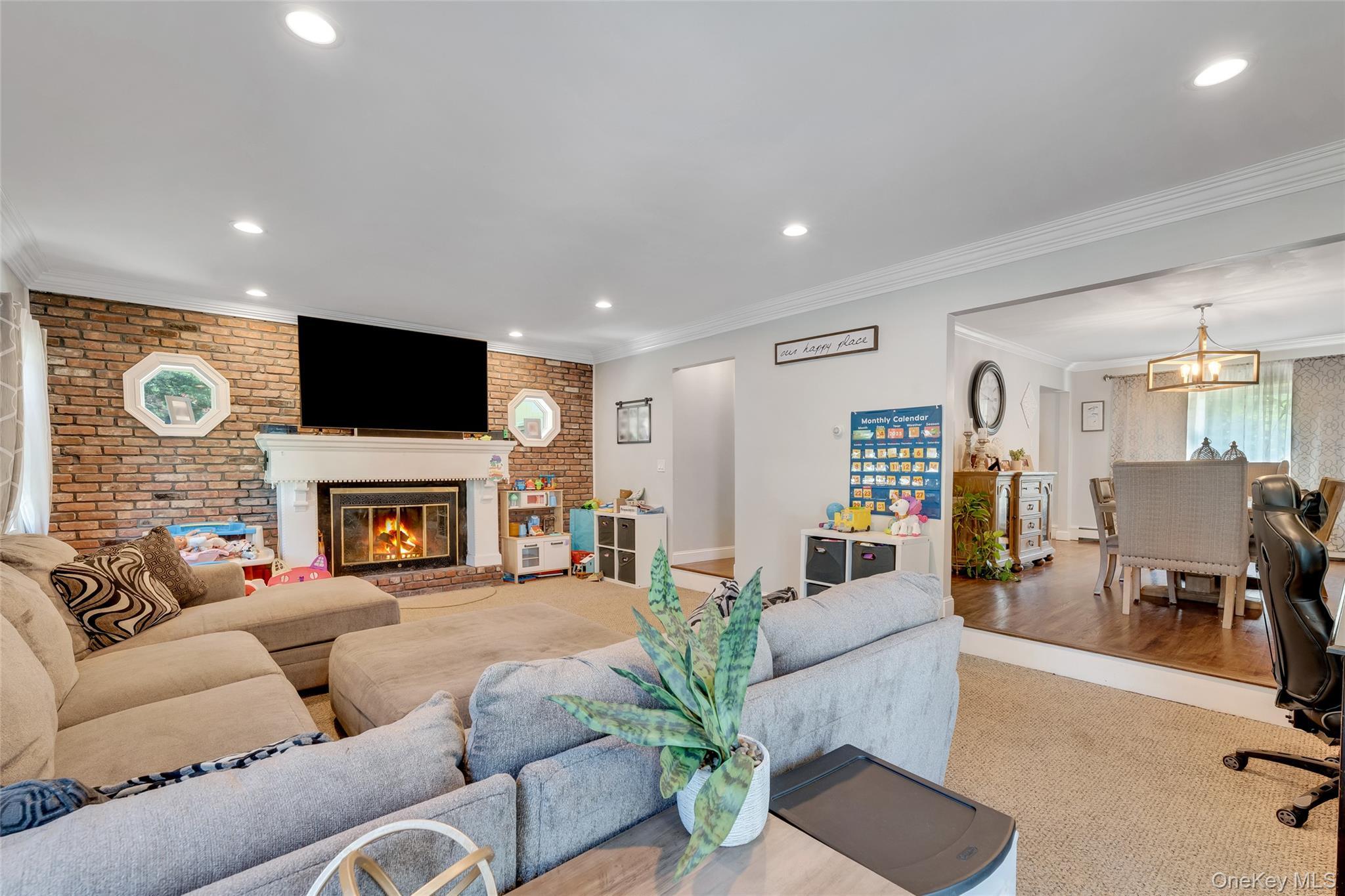 Single Family Fox  Suffolk County, NY 11953, MLS-879964-14