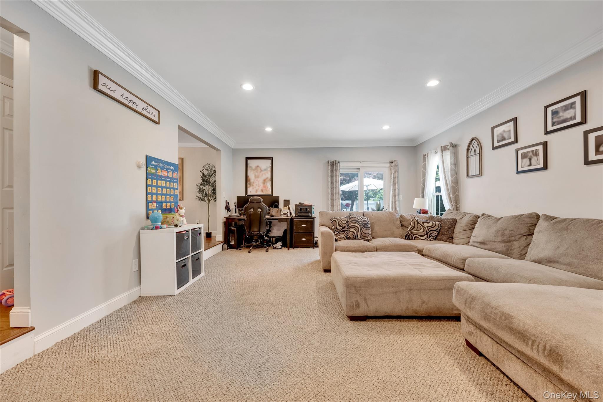 Single Family Fox  Suffolk County, NY 11953, MLS-879964-15