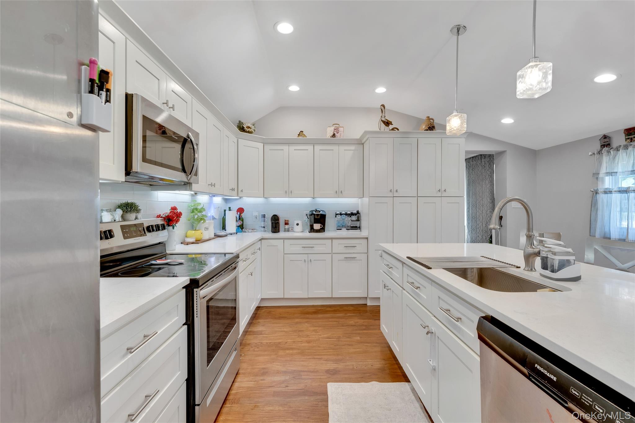 Single Family Fox  Suffolk County, NY 11953, MLS-879964-18