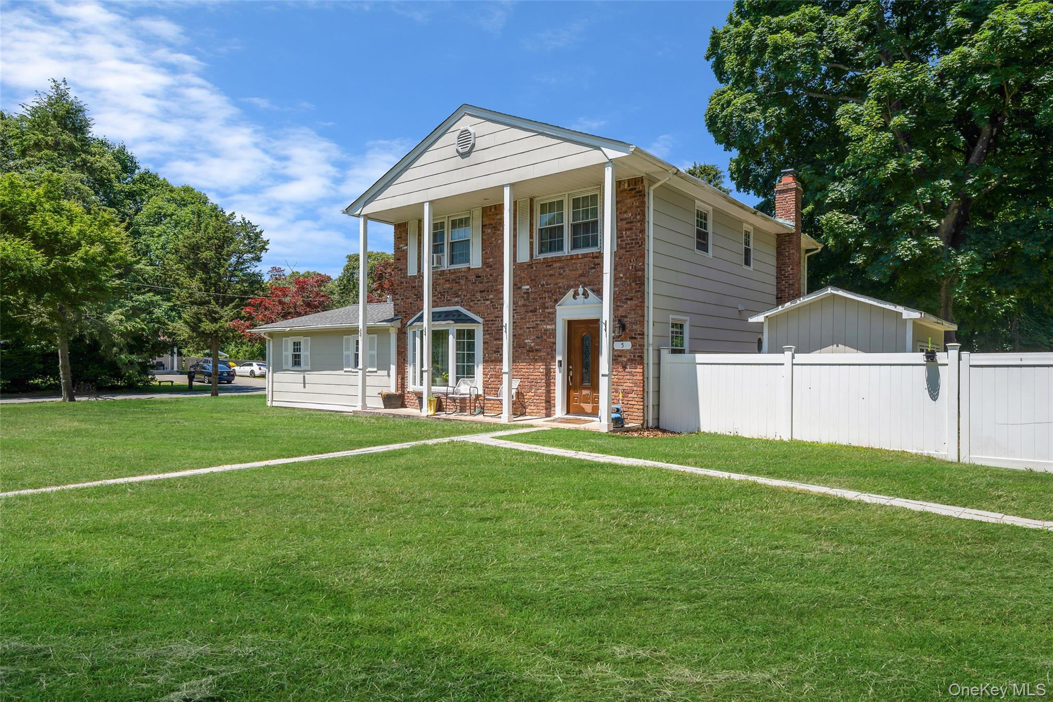 Single Family Fox  Suffolk County, NY 11953, MLS-879964-2