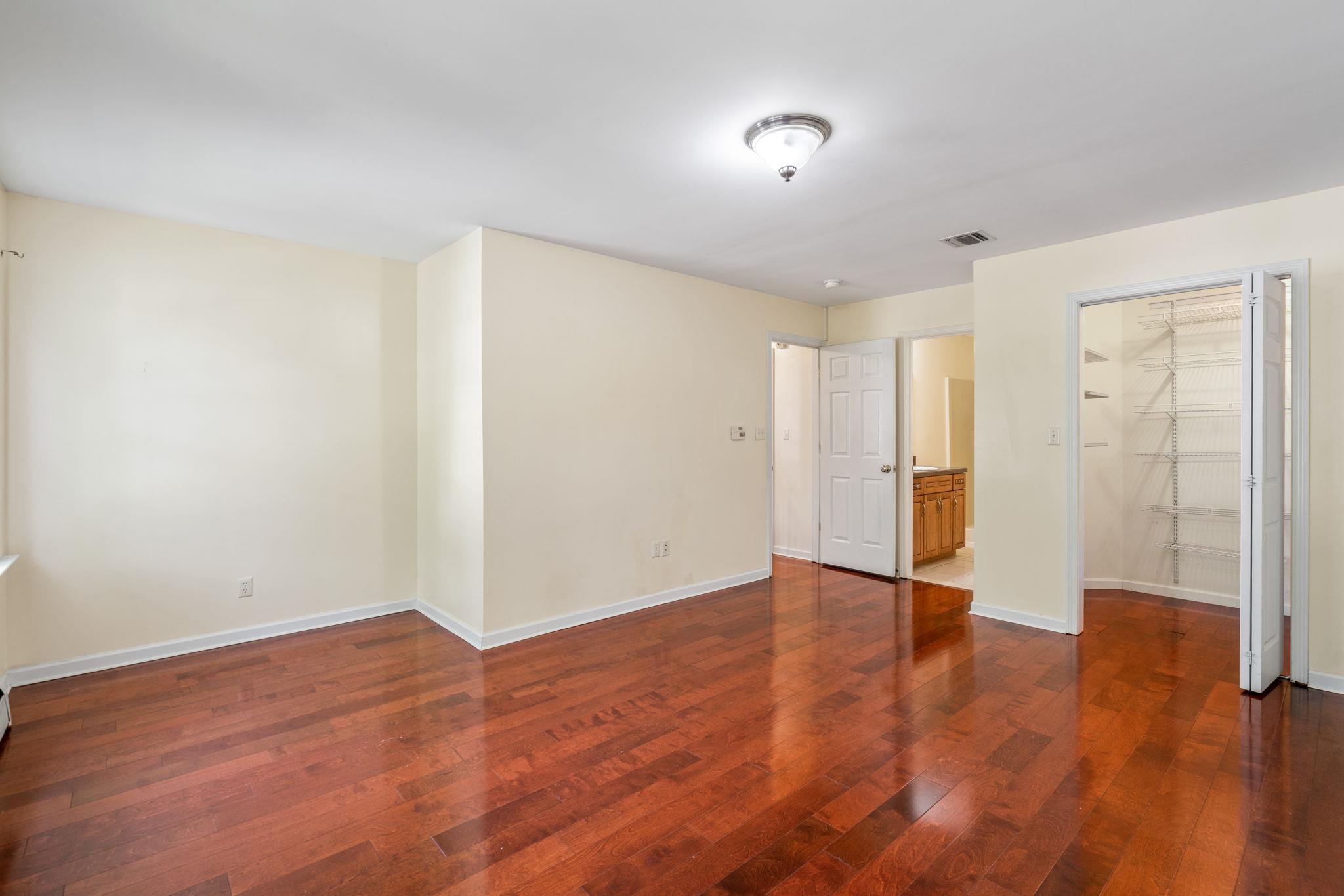 Single Family Utopian  Orange County, NY 12586, MLS-879965-16