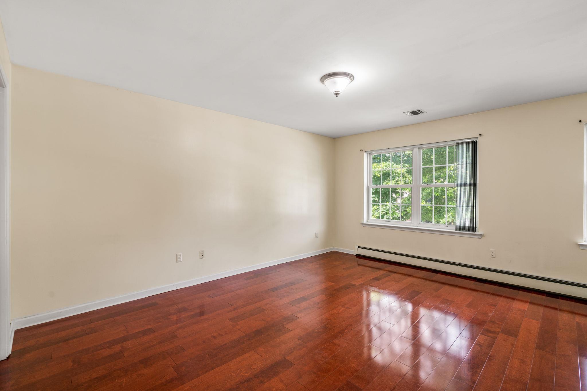 Single Family Utopian  Orange County, NY 12586, MLS-879965-19