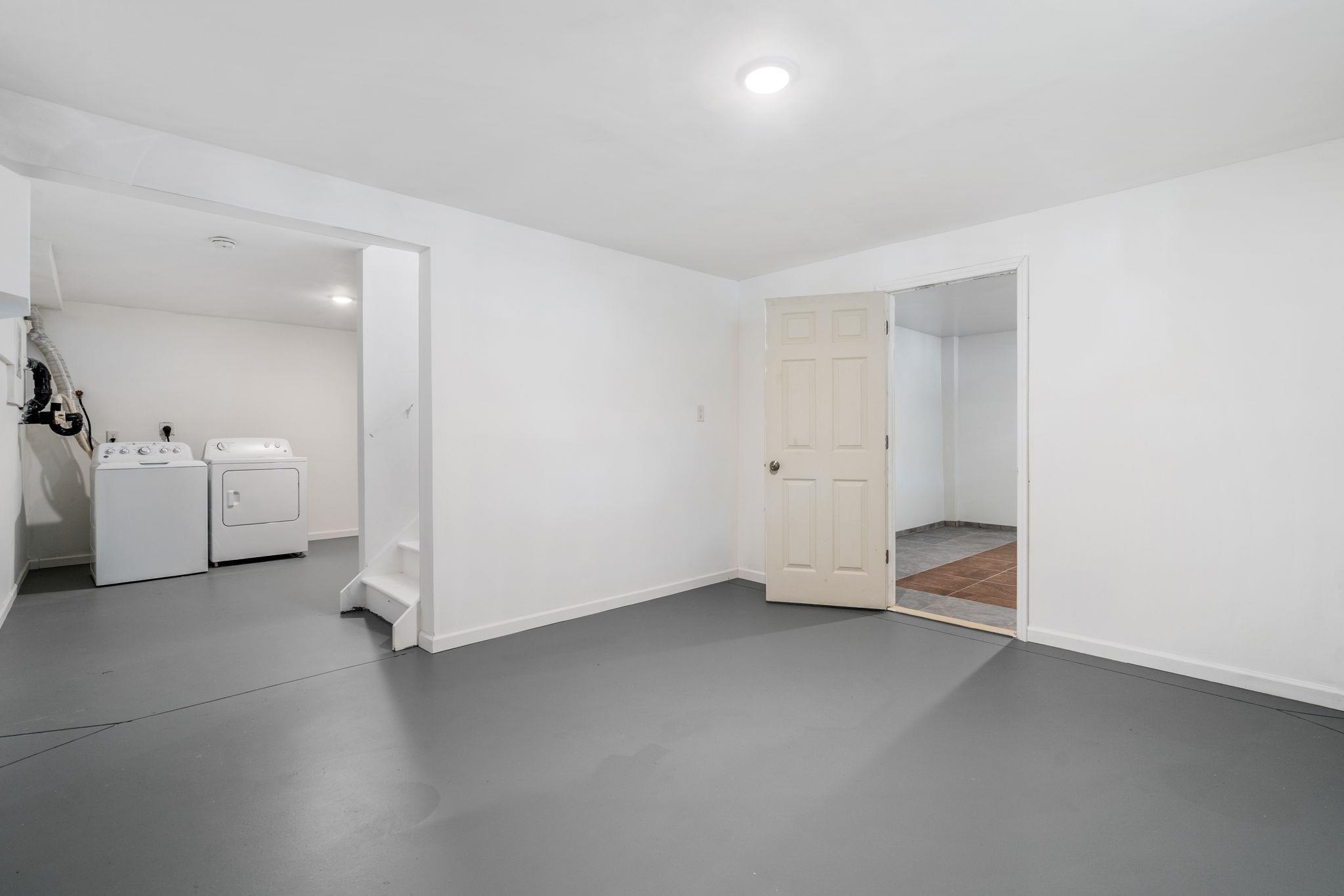Single Family Utopian  Orange County, NY 12586, MLS-879965-34