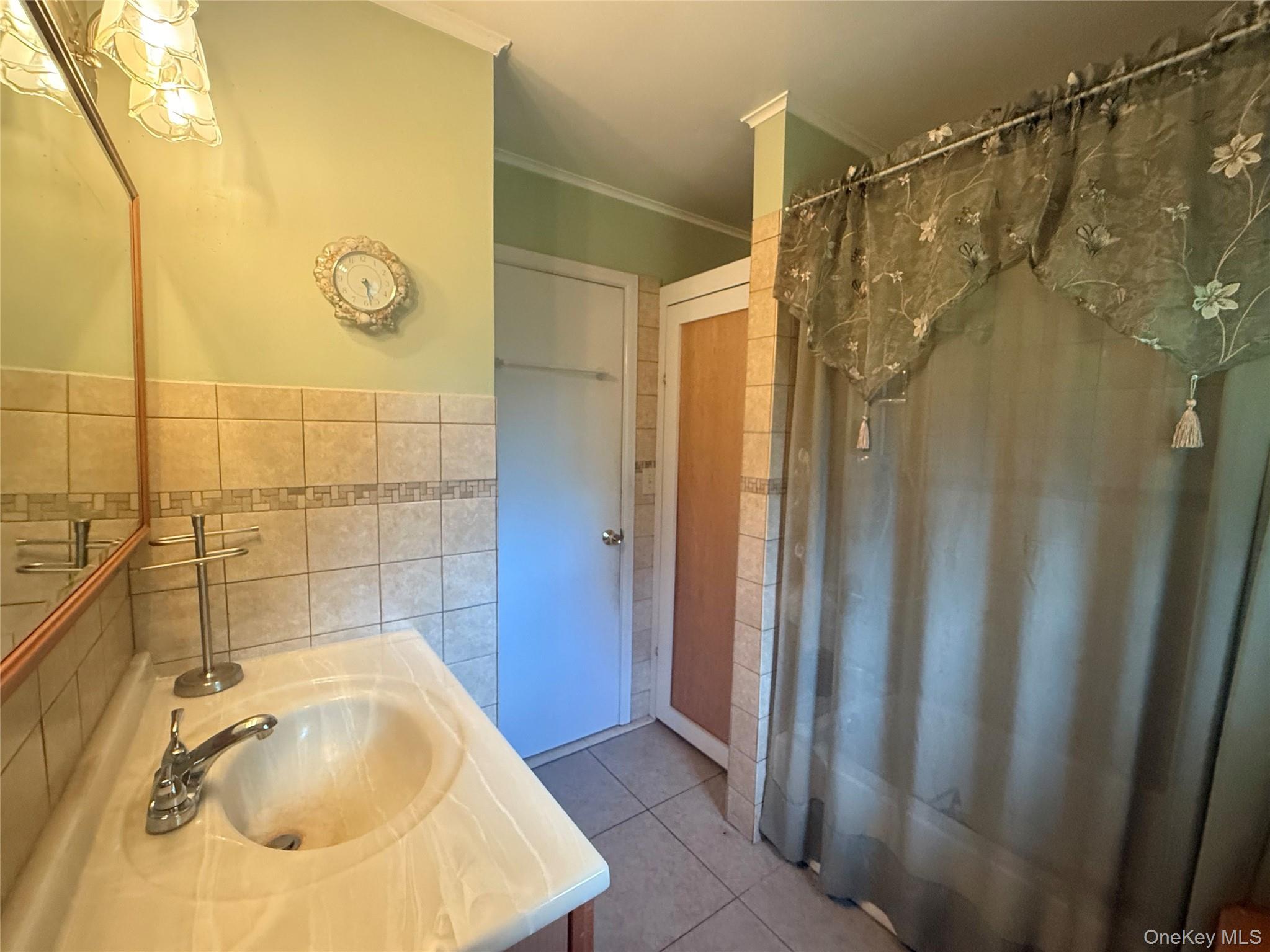 Single Family Midway  Dutchess County, NY 12501, MLS-879972-10