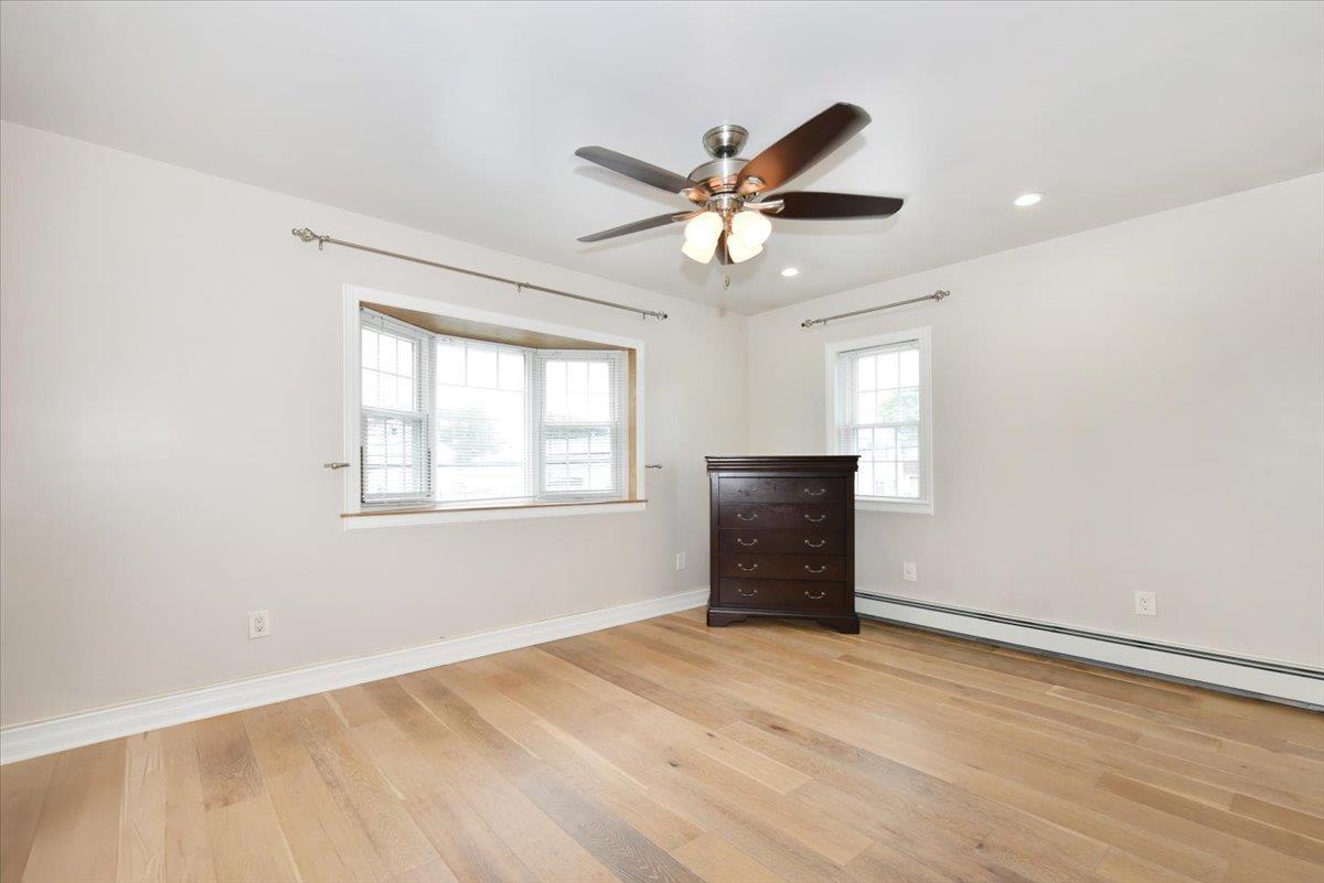 Single Family Harding  Bronx, NY 10473, MLS-879979-23
