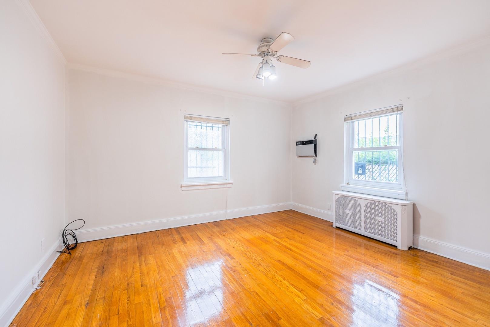 Single Family Fitchett  Queens, NY 11374, MLS-880000-10