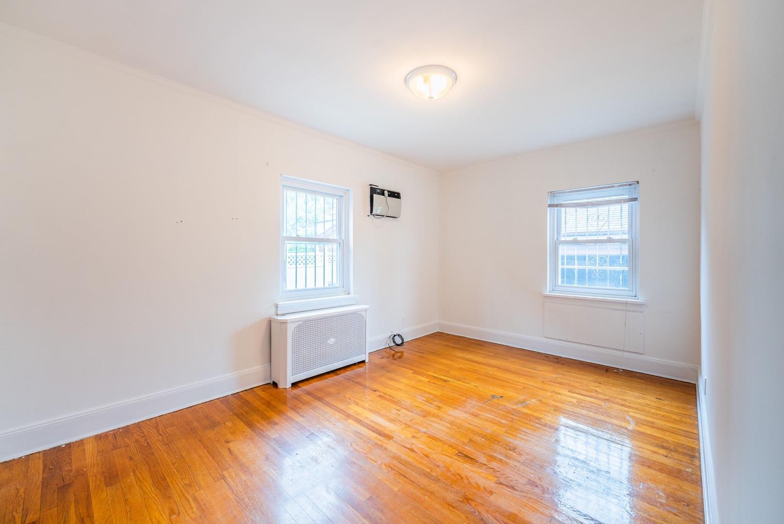 Single Family Fitchett  Queens, NY 11374, MLS-880000-11