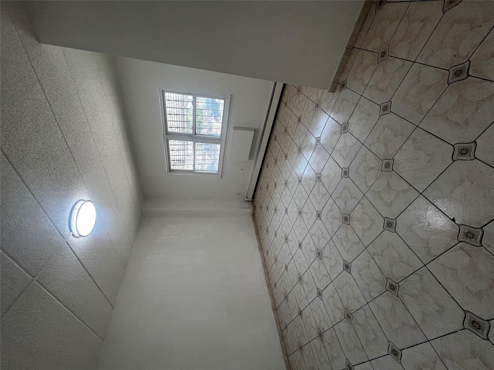 Single Family 169th  Bronx, NY 10459, MLS-880007-2