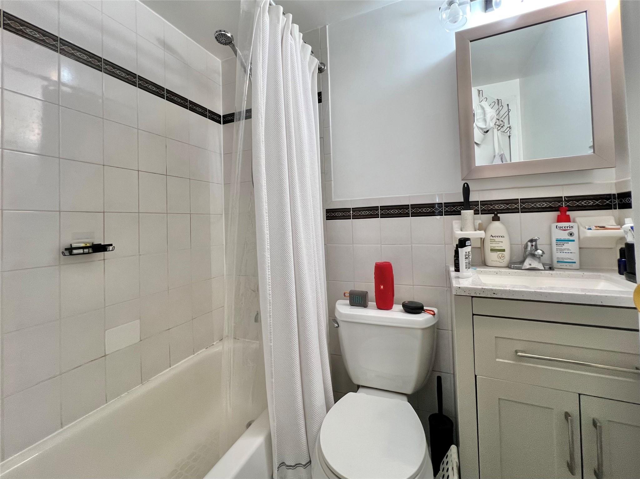Single Family 82nd  Queens, NY 11373, MLS-880032-6