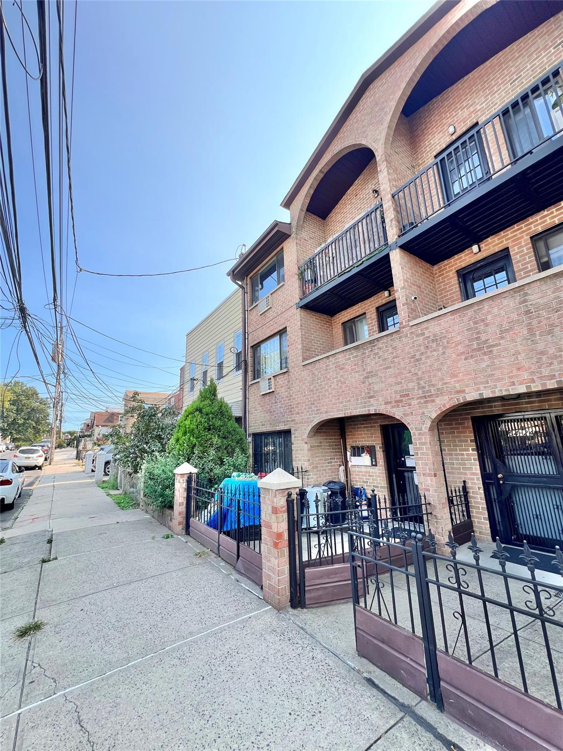 Single Family 82nd  Queens, NY 11373, MLS-880032-7