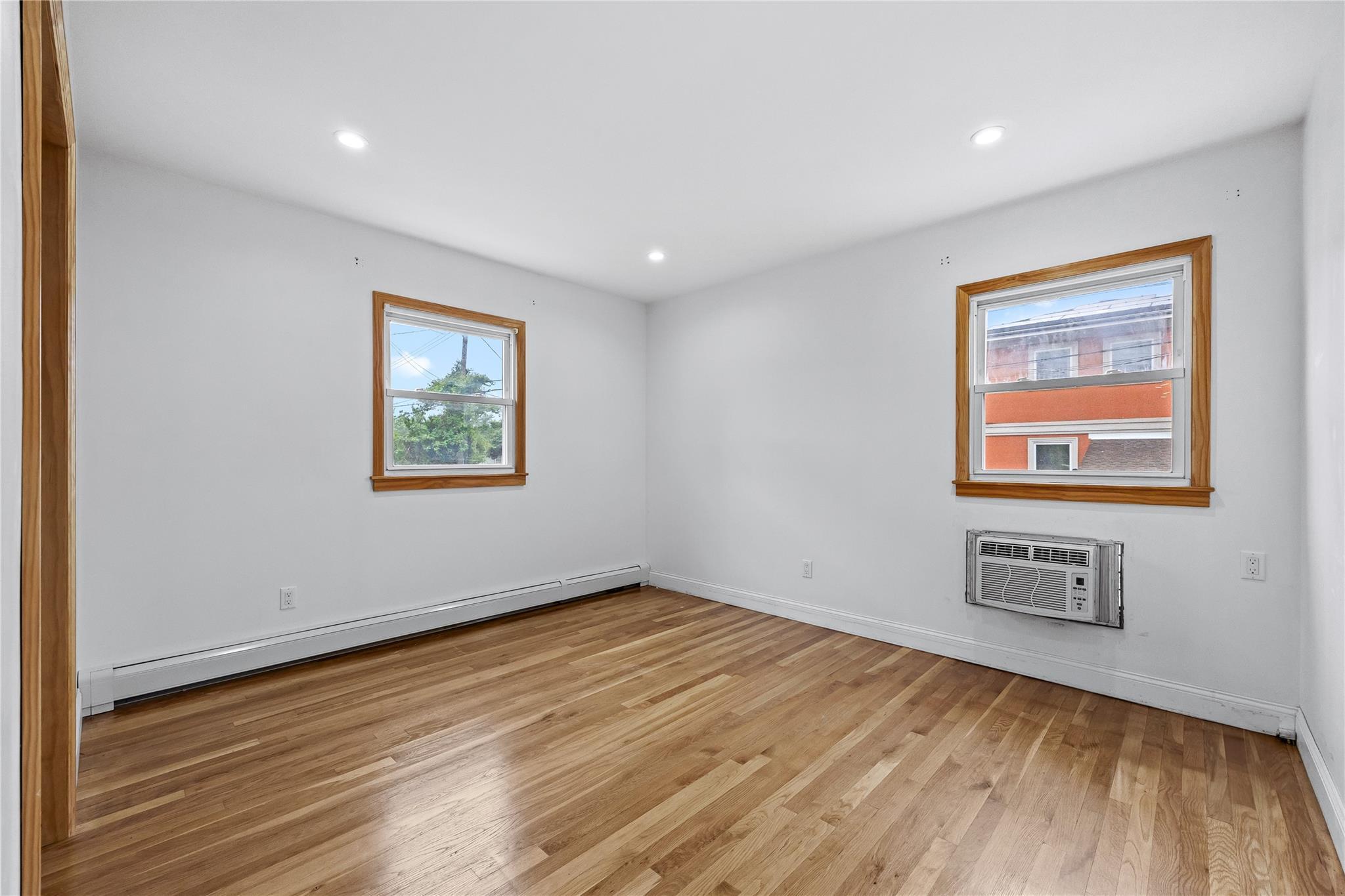 Single Family 26th  Queens, NY 11360, MLS-880038-10