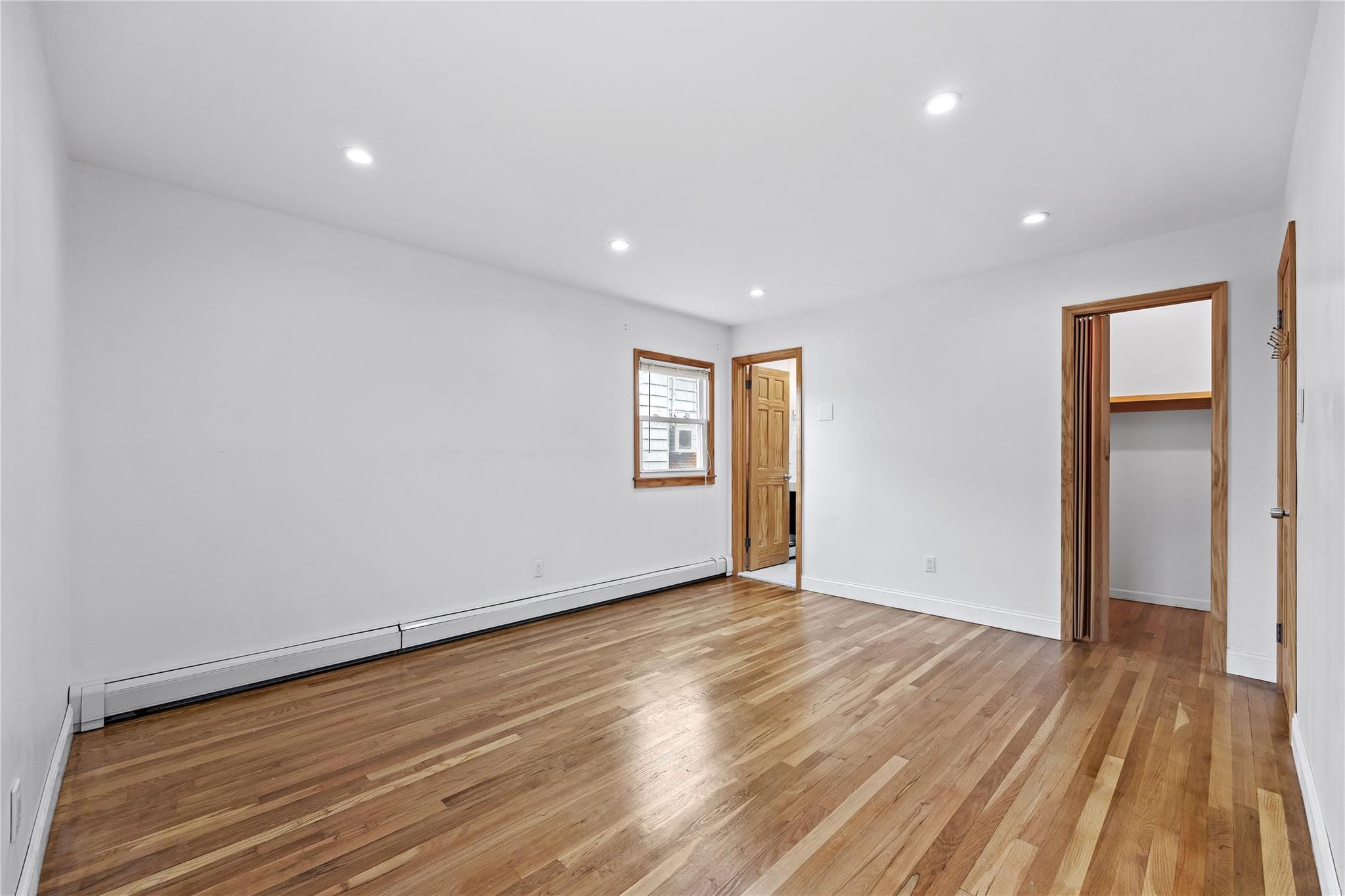 Single Family 26th  Queens, NY 11360, MLS-880038-12