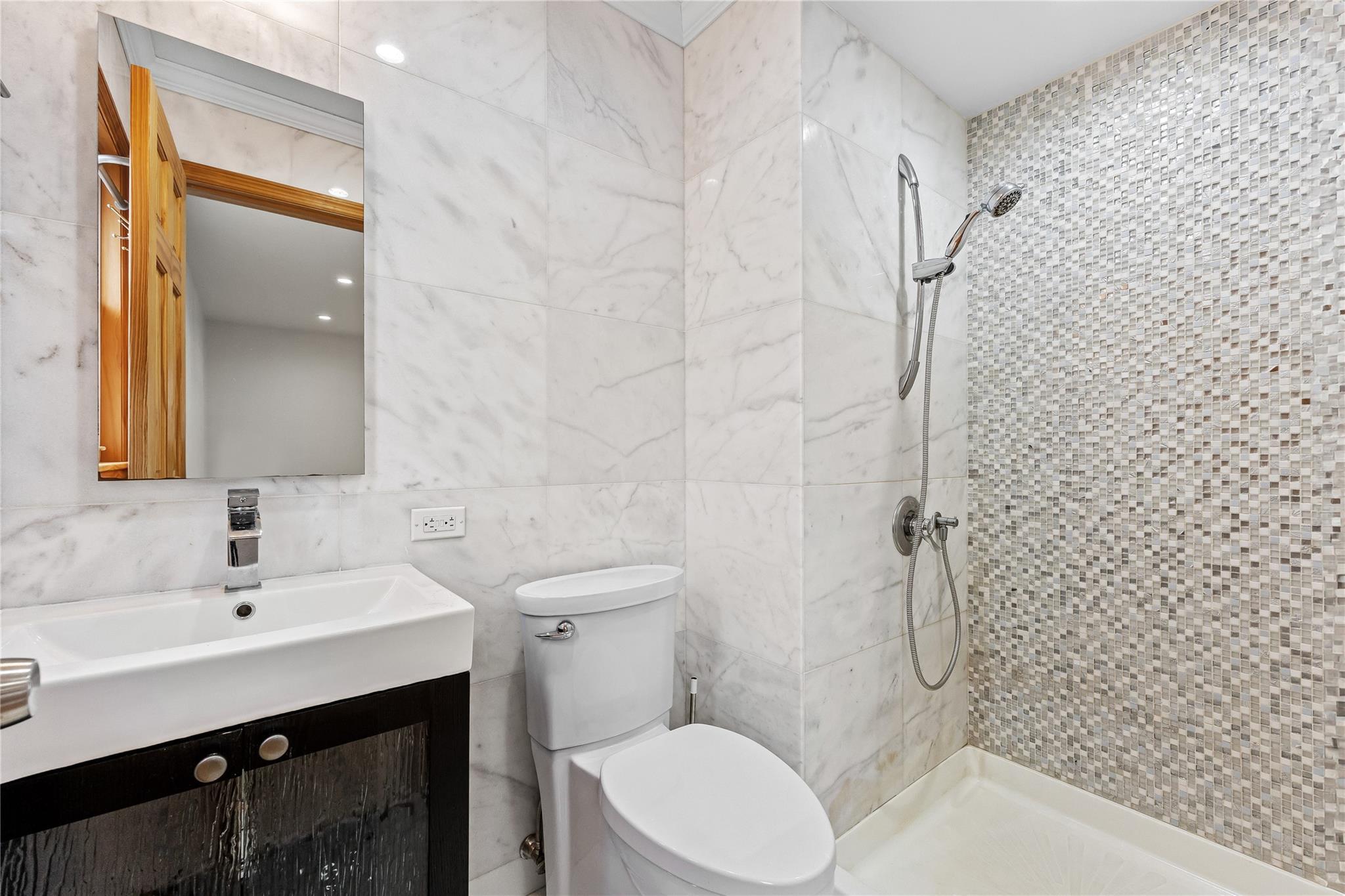 Single Family 26th  Queens, NY 11360, MLS-880038-14