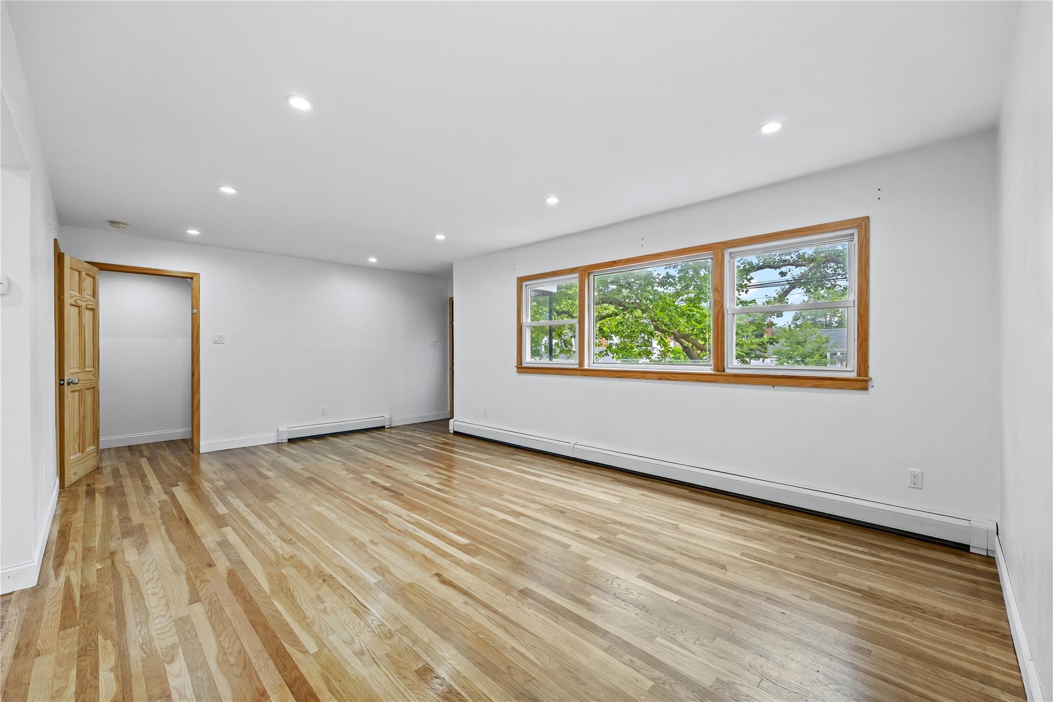 Single Family 26th  Queens, NY 11360, MLS-880038-15