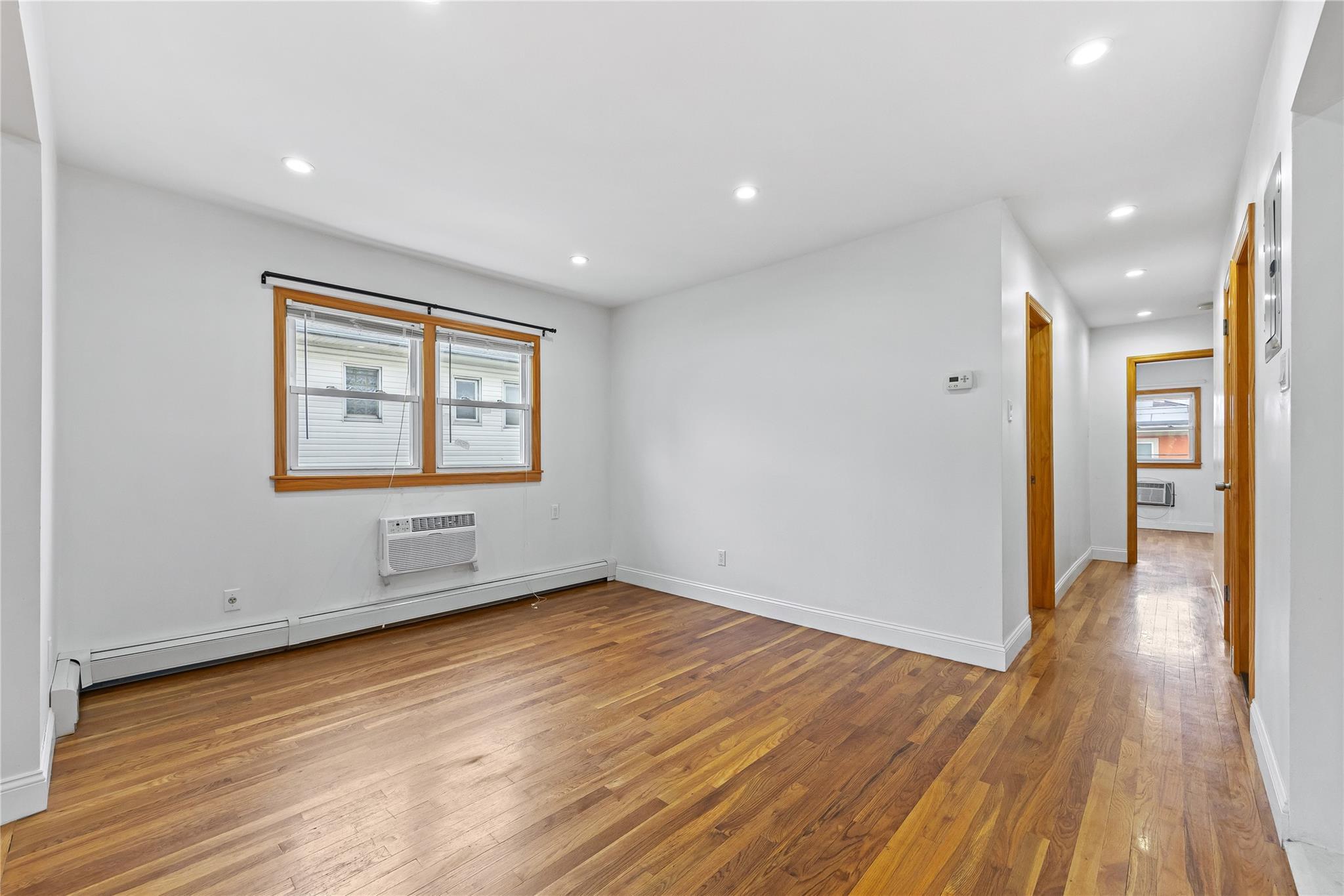 Single Family 26th  Queens, NY 11360, MLS-880038-20