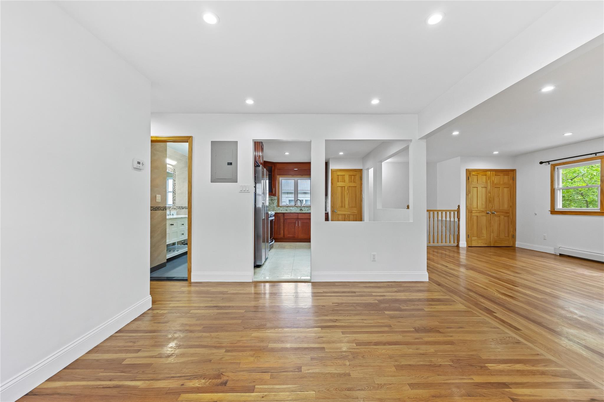 Single Family 26th  Queens, NY 11360, MLS-880038-21