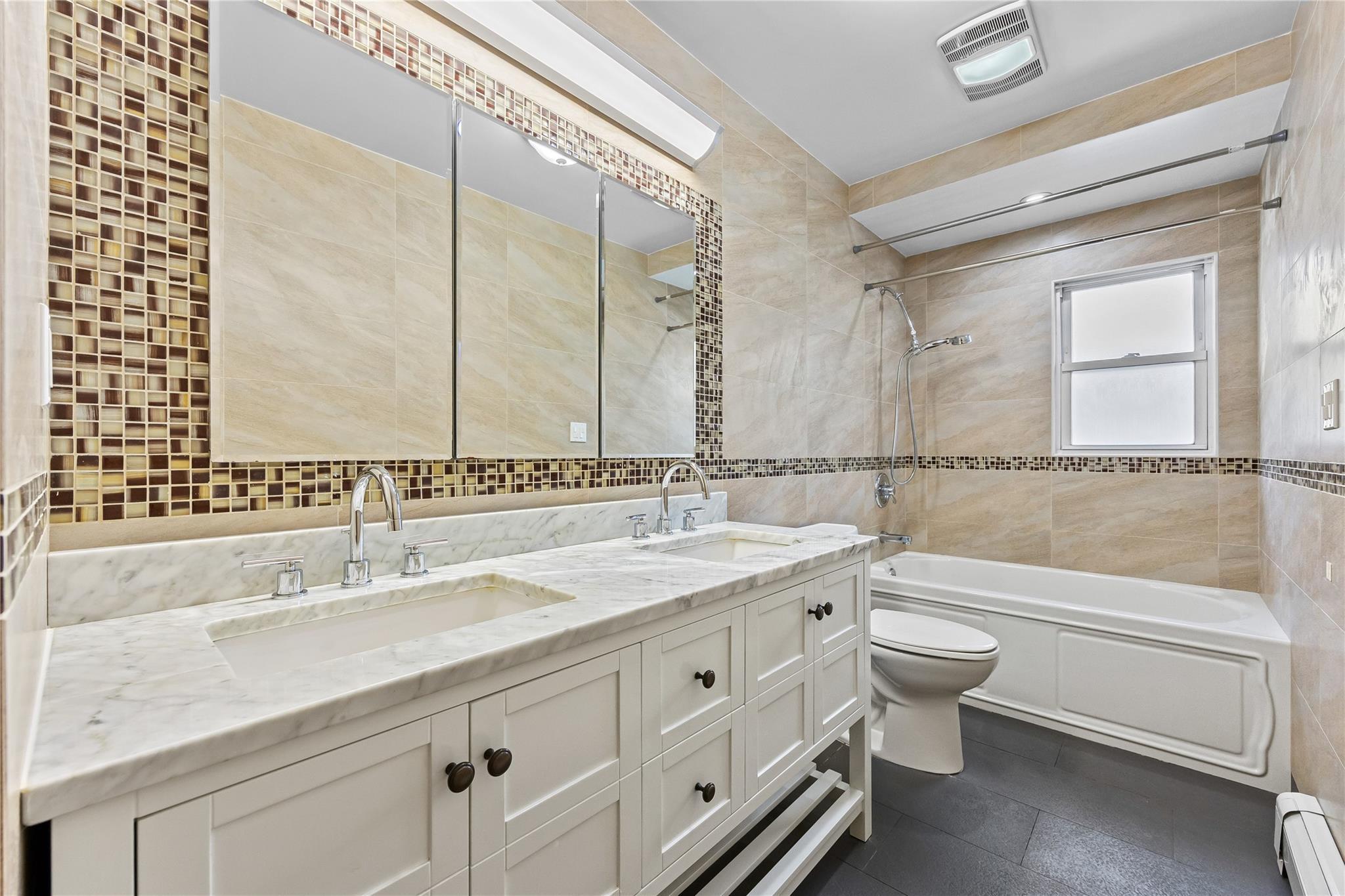 Single Family 26th  Queens, NY 11360, MLS-880038-22