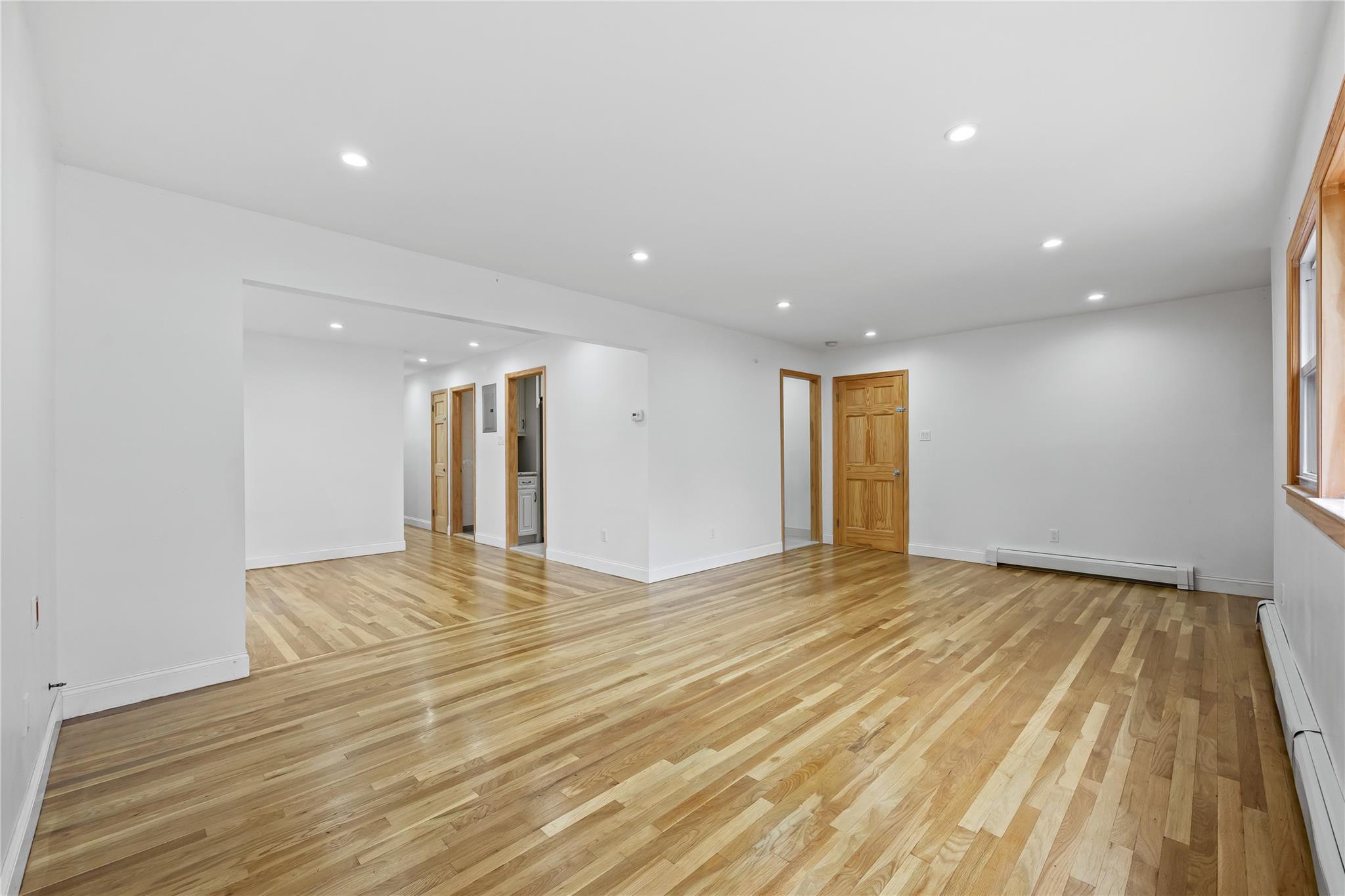 Single Family 26th  Queens, NY 11360, MLS-880038-3