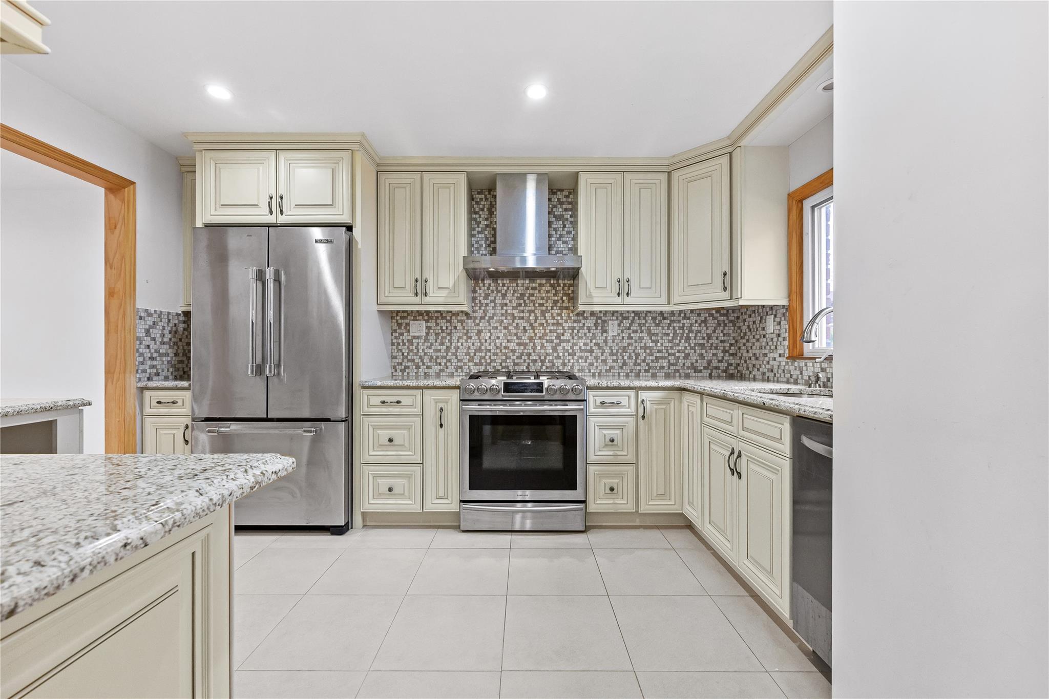 Single Family 26th  Queens, NY 11360, MLS-880038-6