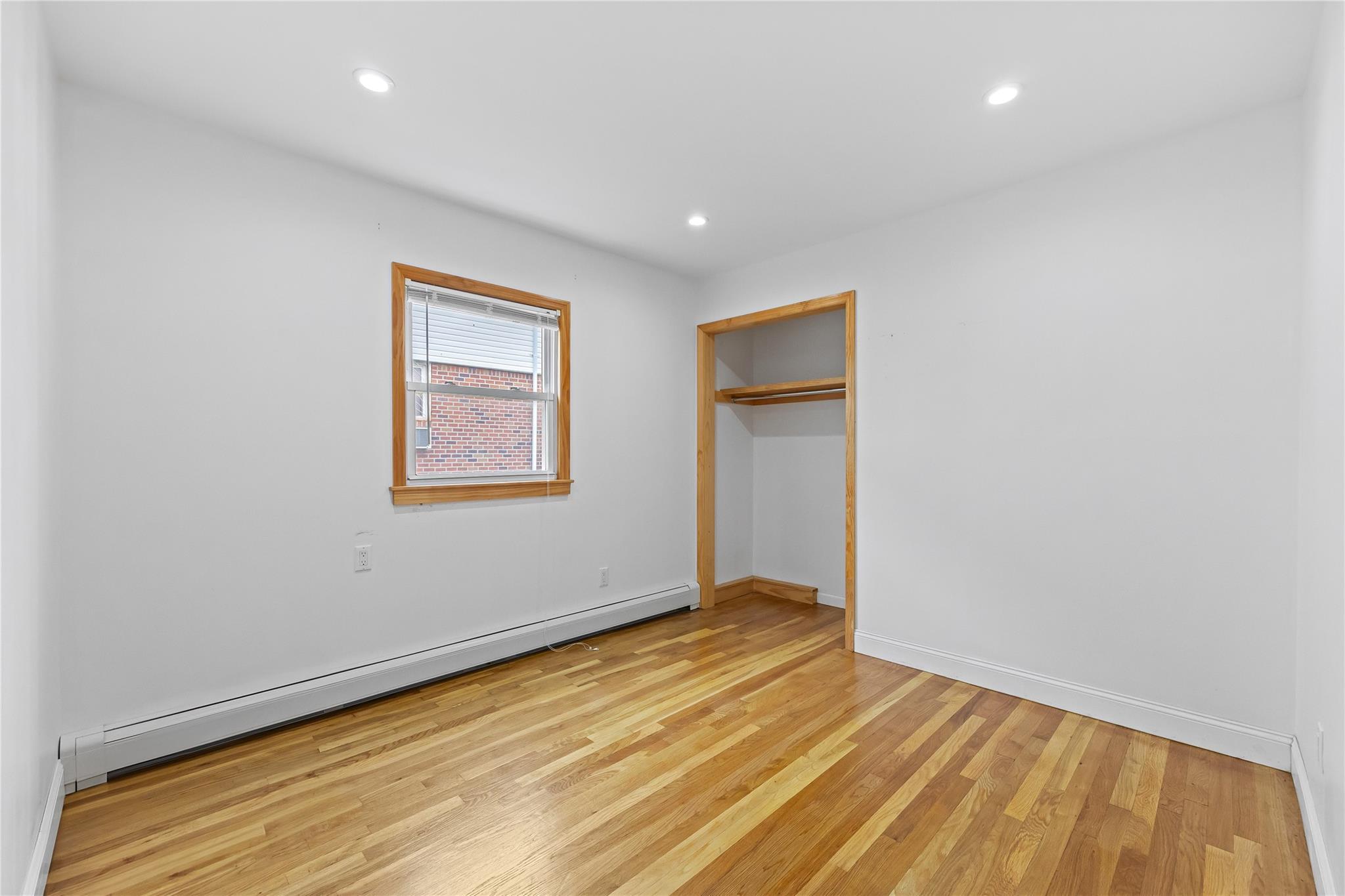 Single Family 26th  Queens, NY 11360, MLS-880038-8