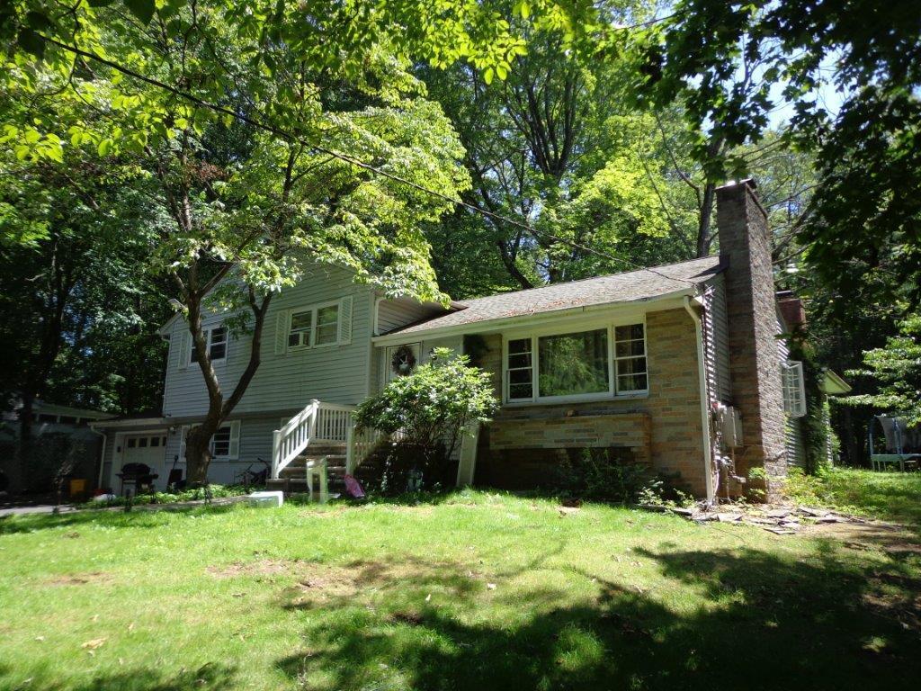 Single Family Spook Rock  Rockland County, NY 10901, MLS-880041-2
