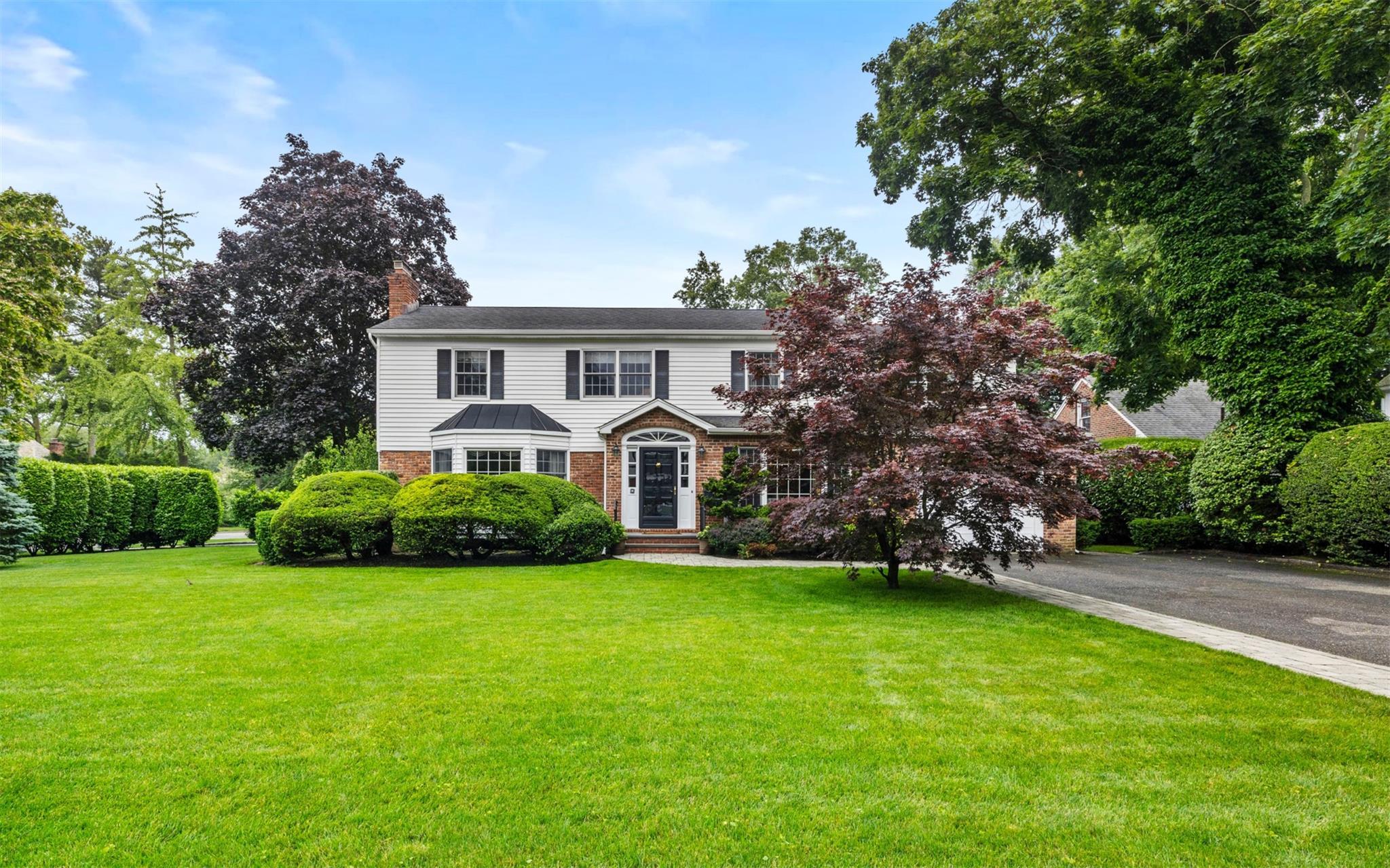Single Family Locust  Nassau County, NY 11530, MLS-880054-2