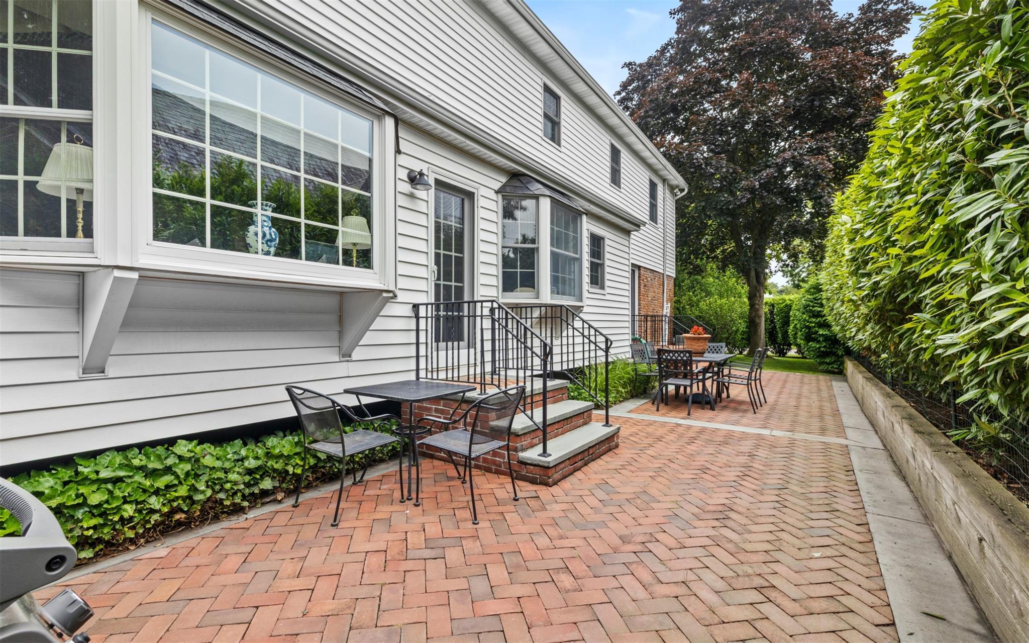 Single Family Locust  Nassau County, NY 11530, MLS-880054-36