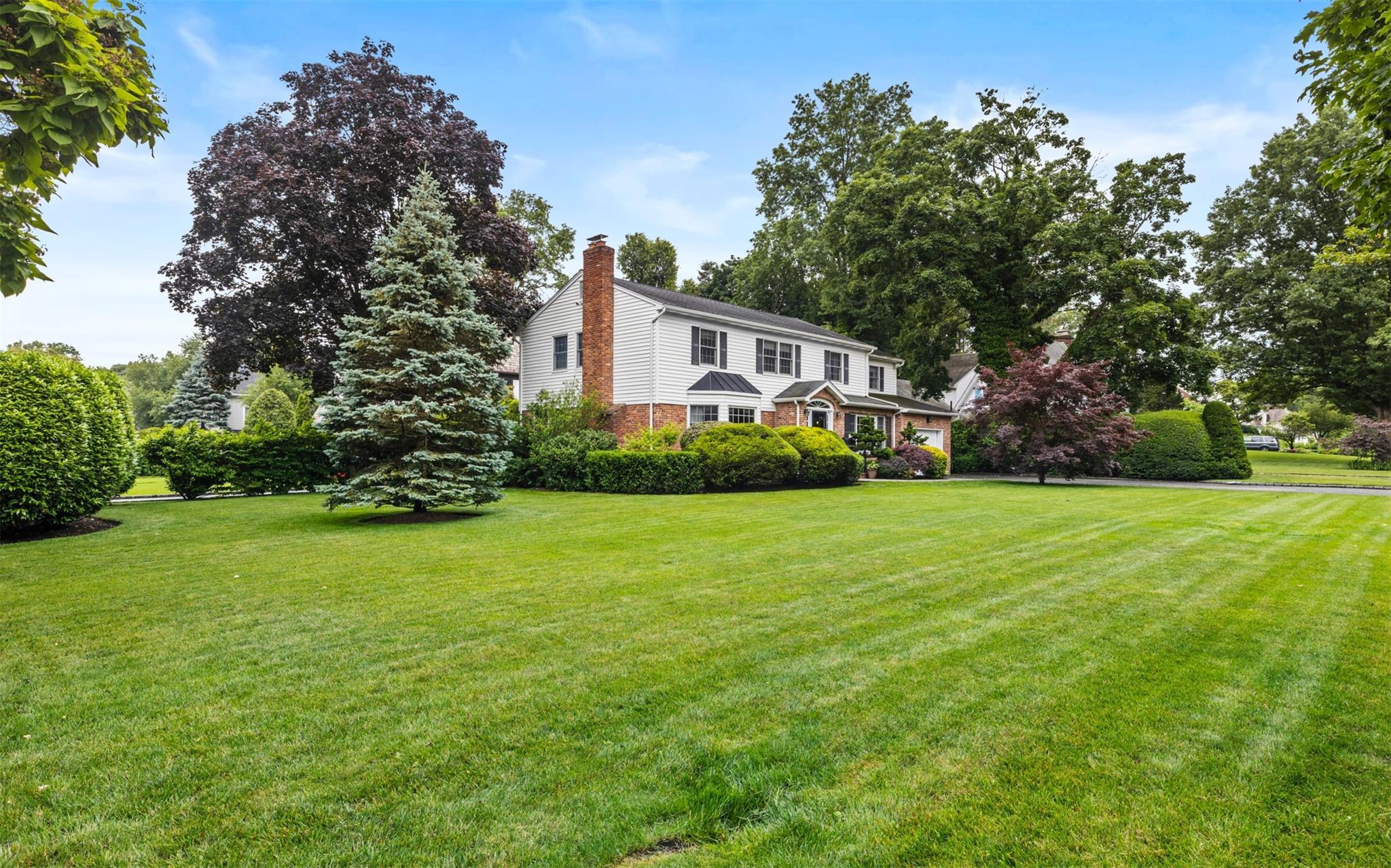 Single Family Locust  Nassau County, NY 11530, MLS-880054-4